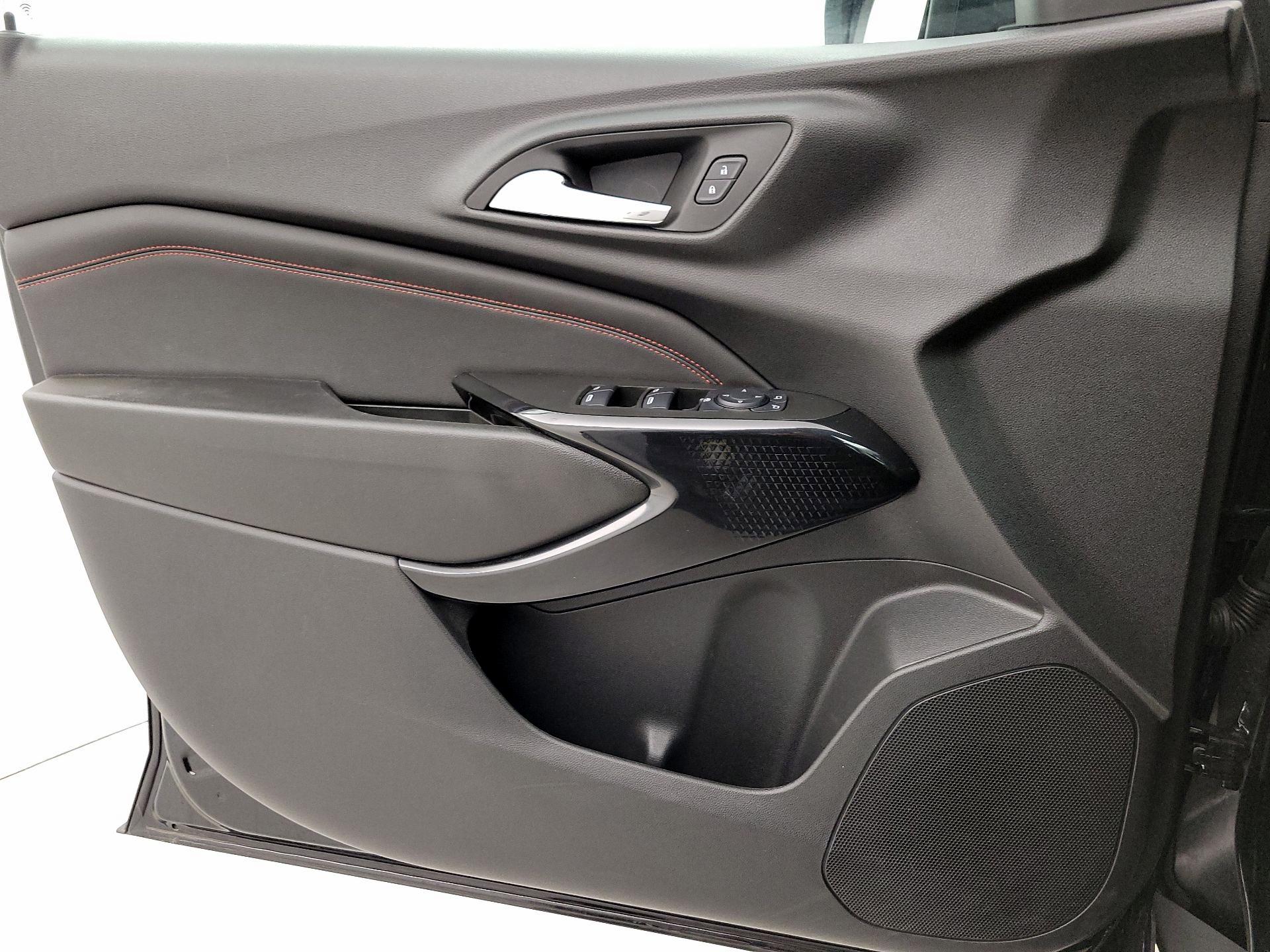 Thumbnail: 2025 Chevrolet Trax - 12