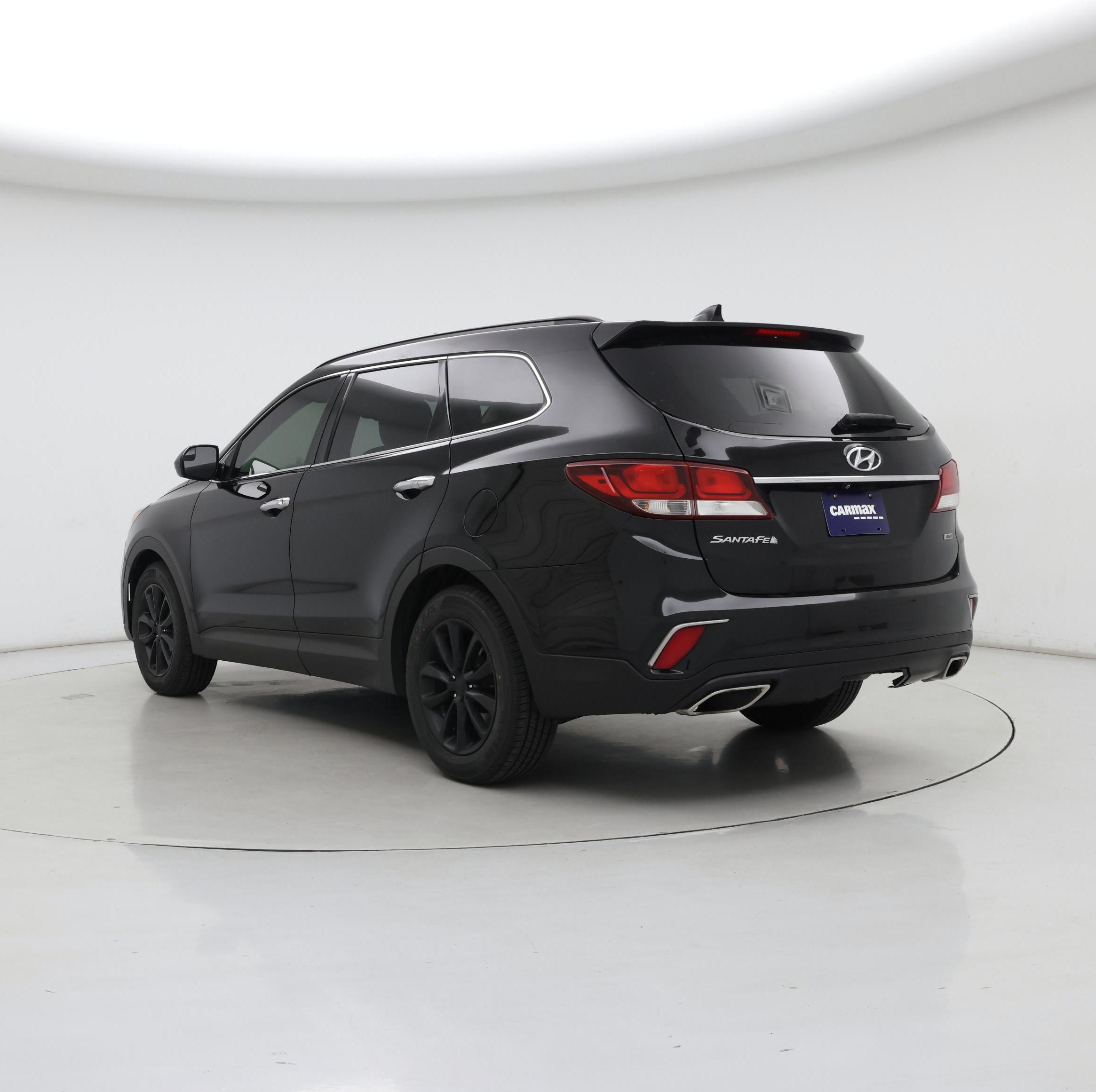 Thumbnail: 2017 Hyundai Santa Fe - 2
