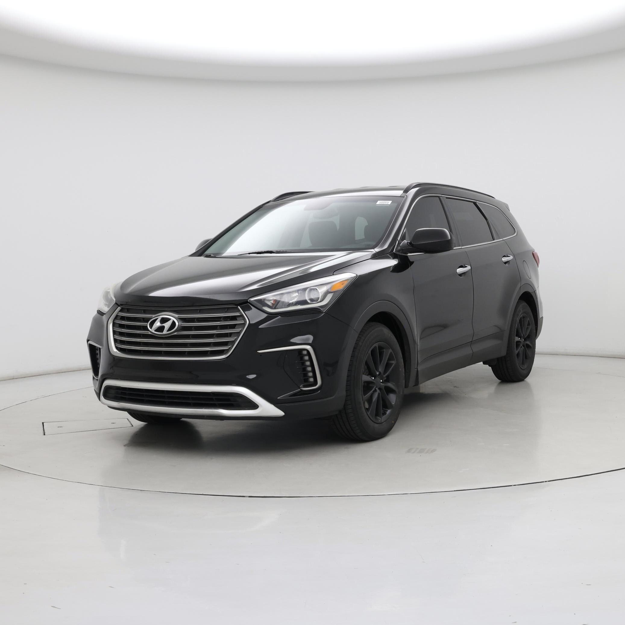 Thumbnail: 2017 Hyundai Santa Fe - 4