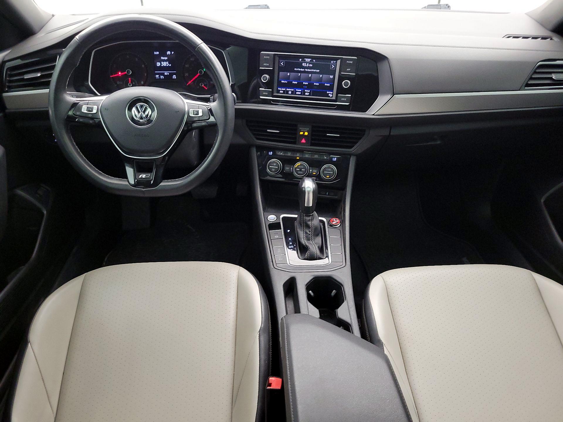 Thumbnail: 2020 Volkswagen Jetta - 9