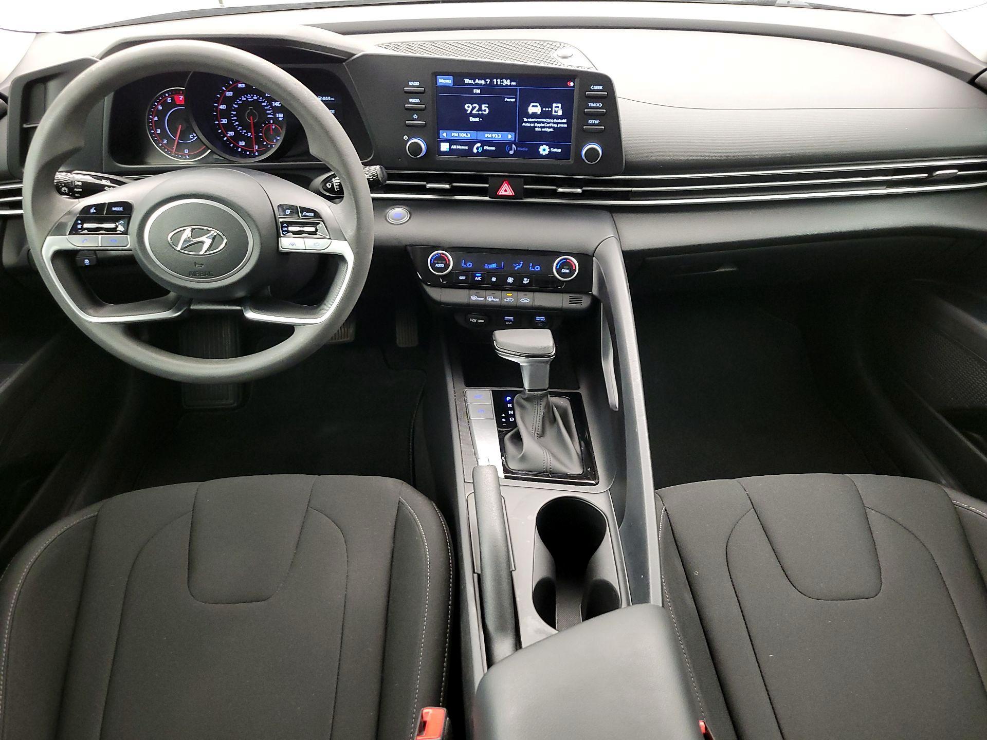 Thumbnail: 2022 Hyundai Elantra - 9