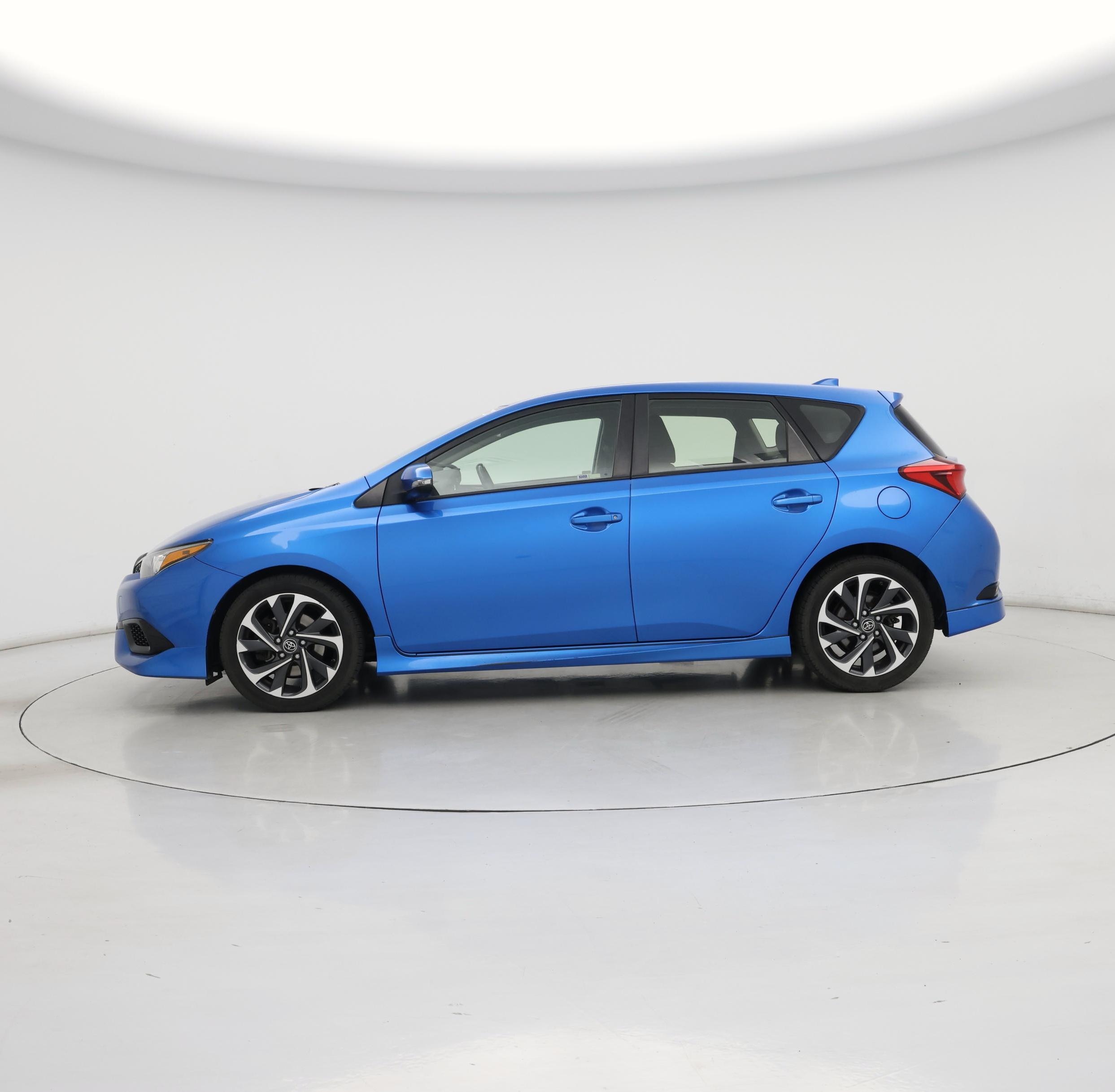 Thumbnail: 2018 Toyota Corolla iM - 3