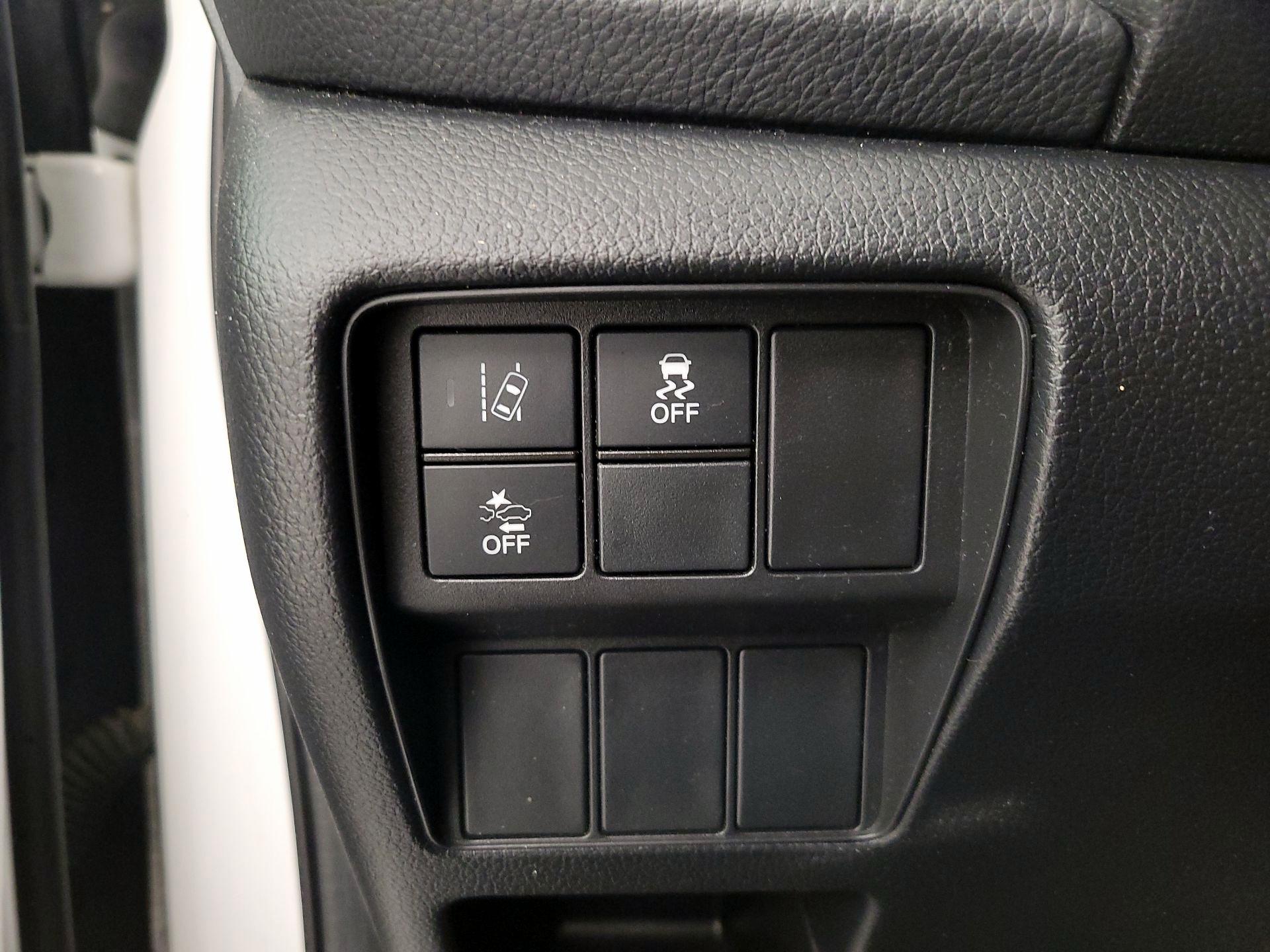 Thumbnail: 2019 Honda CR-V - 13