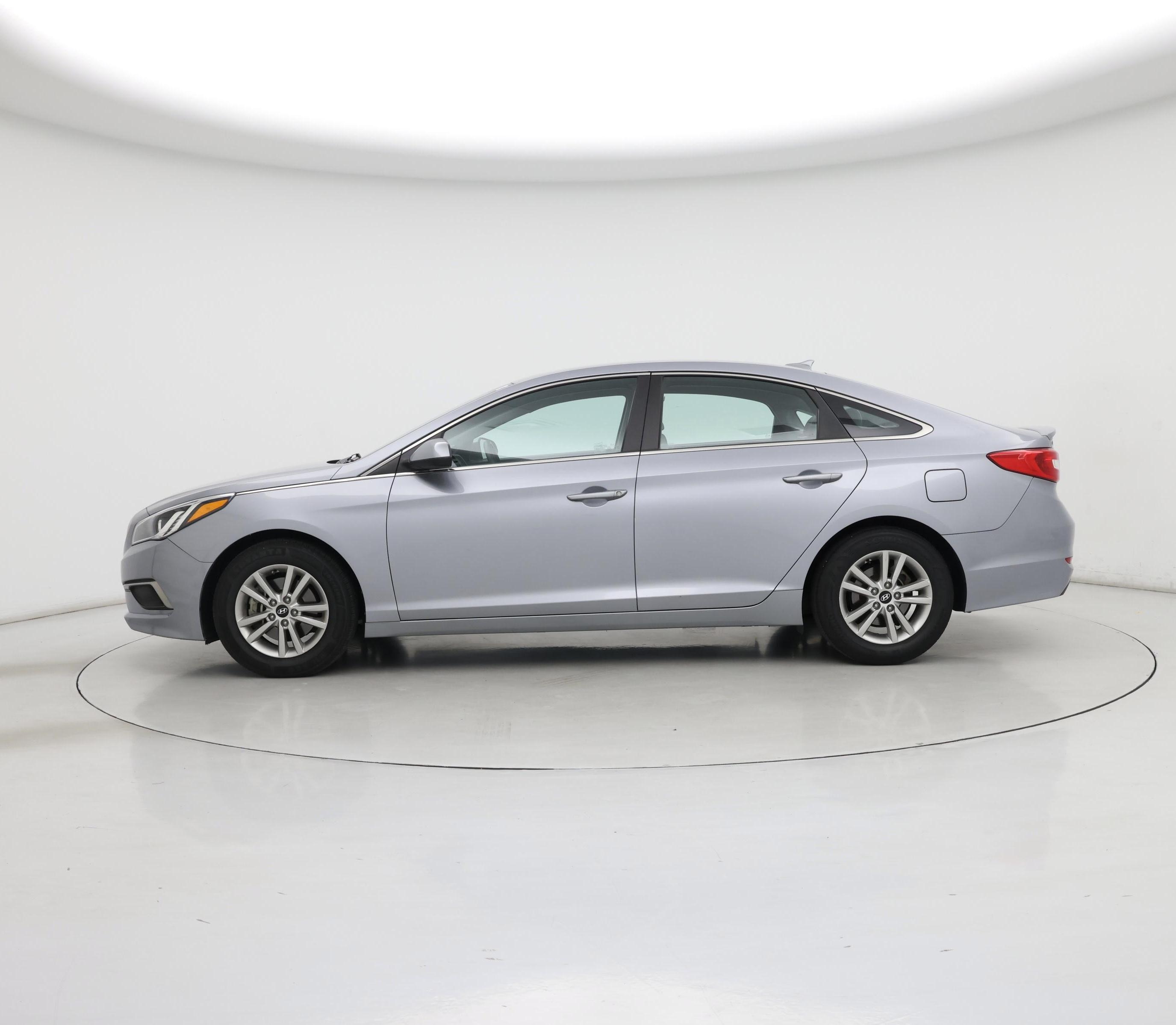Thumbnail: 2017 Hyundai Sonata - 3