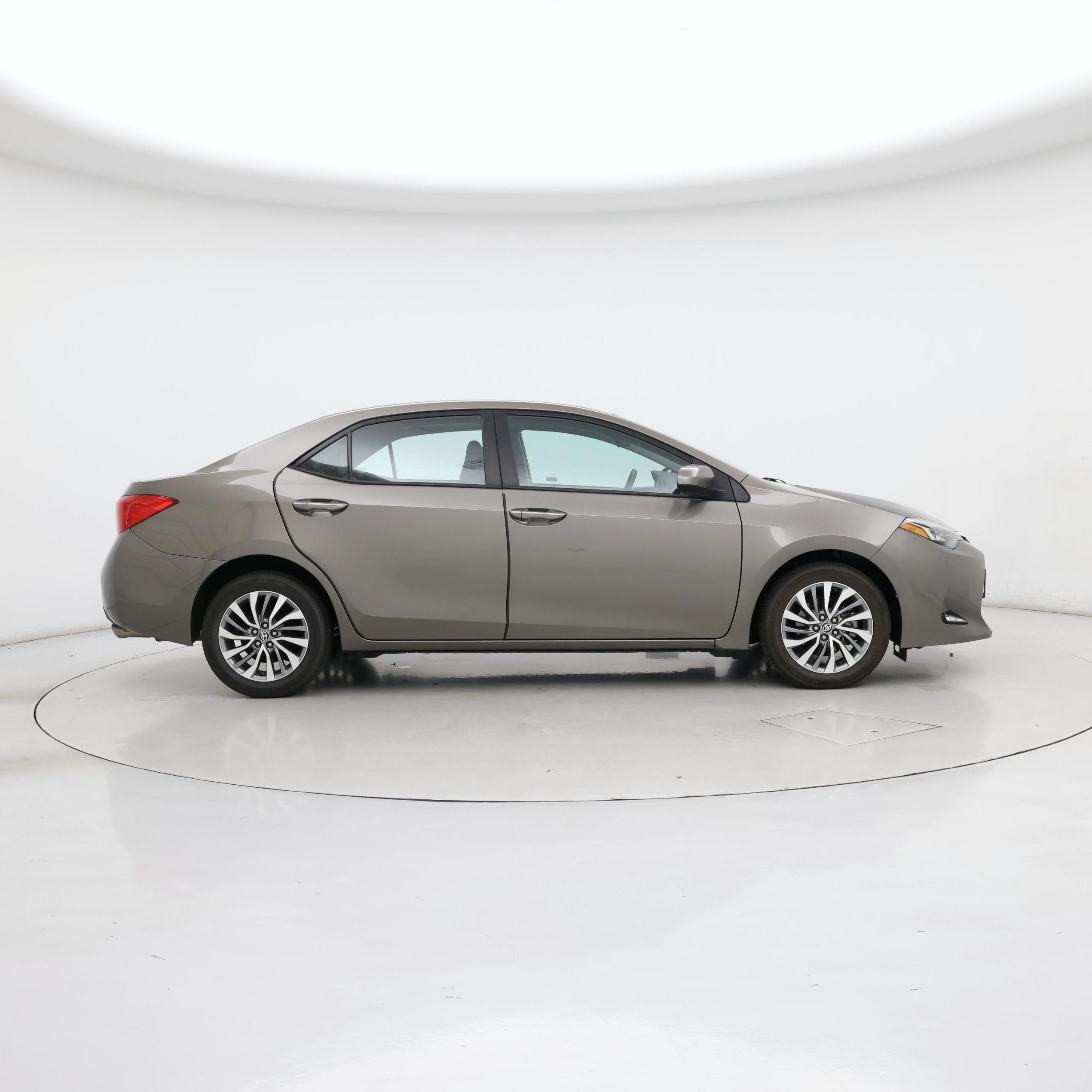 Thumbnail: 2018 Toyota Corolla - 7