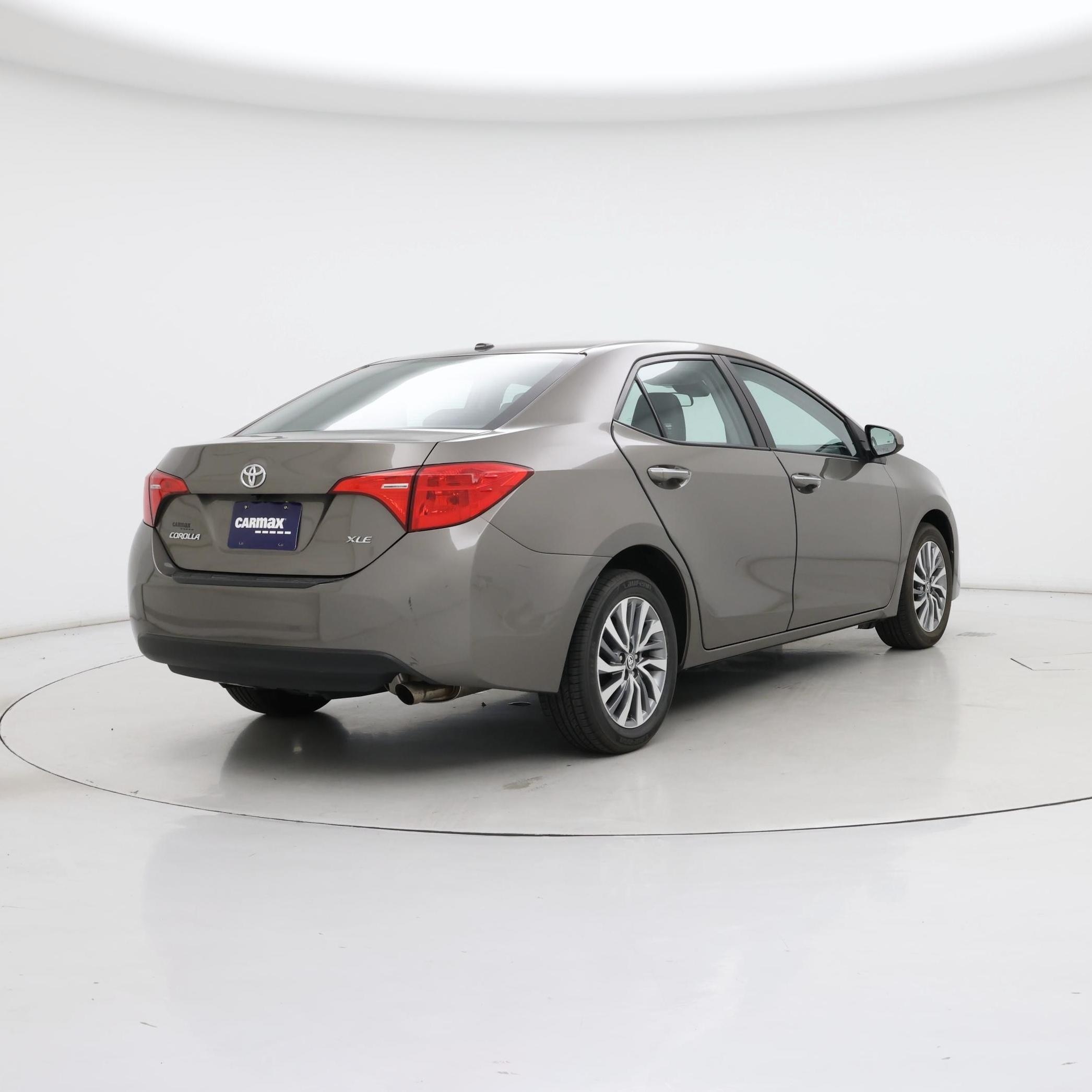 Thumbnail: 2018 Toyota Corolla - 8