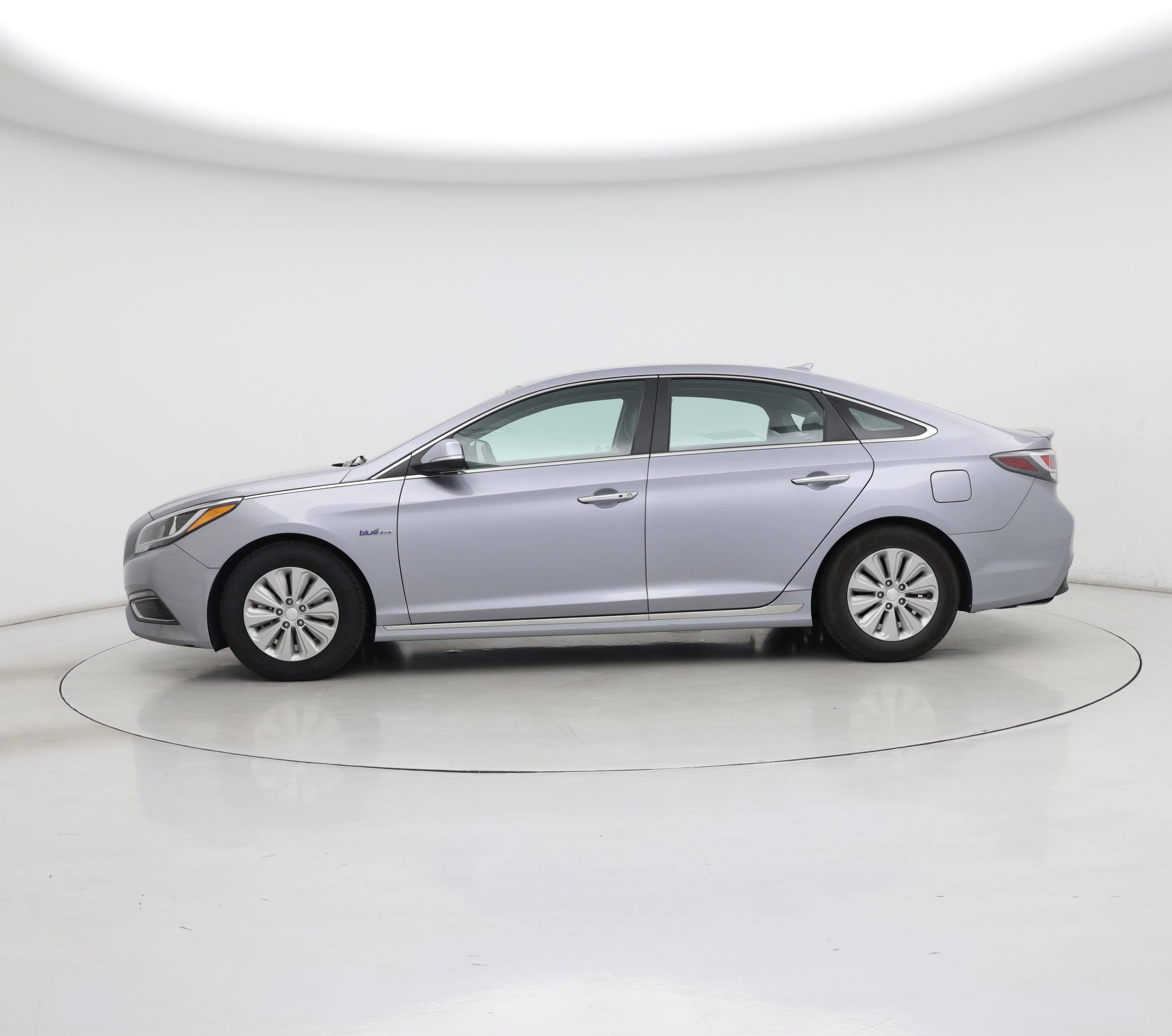 Thumbnail: 2017 Hyundai Sonata - 3