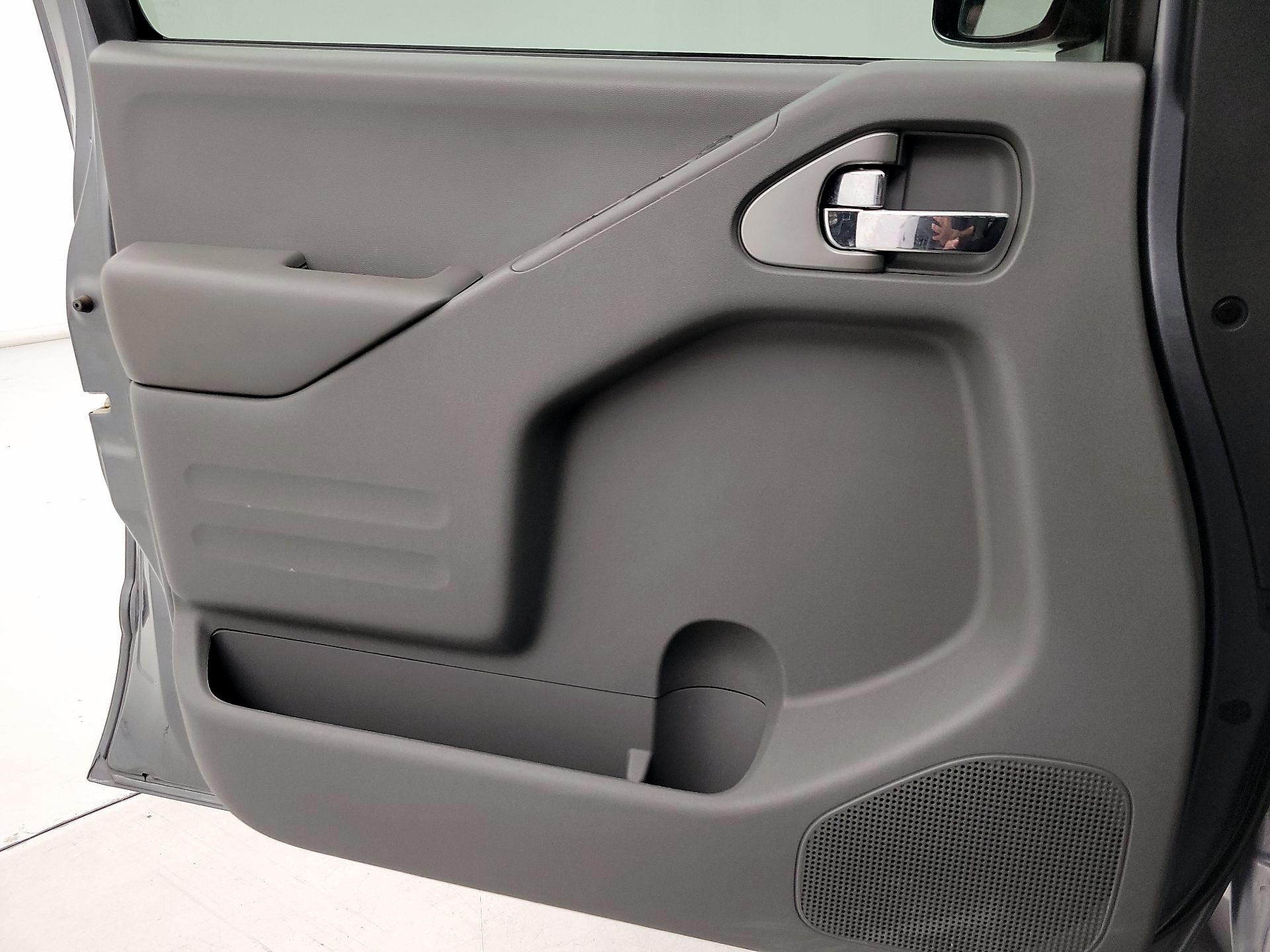 Thumbnail: 2019 Nissan Frontier - 12