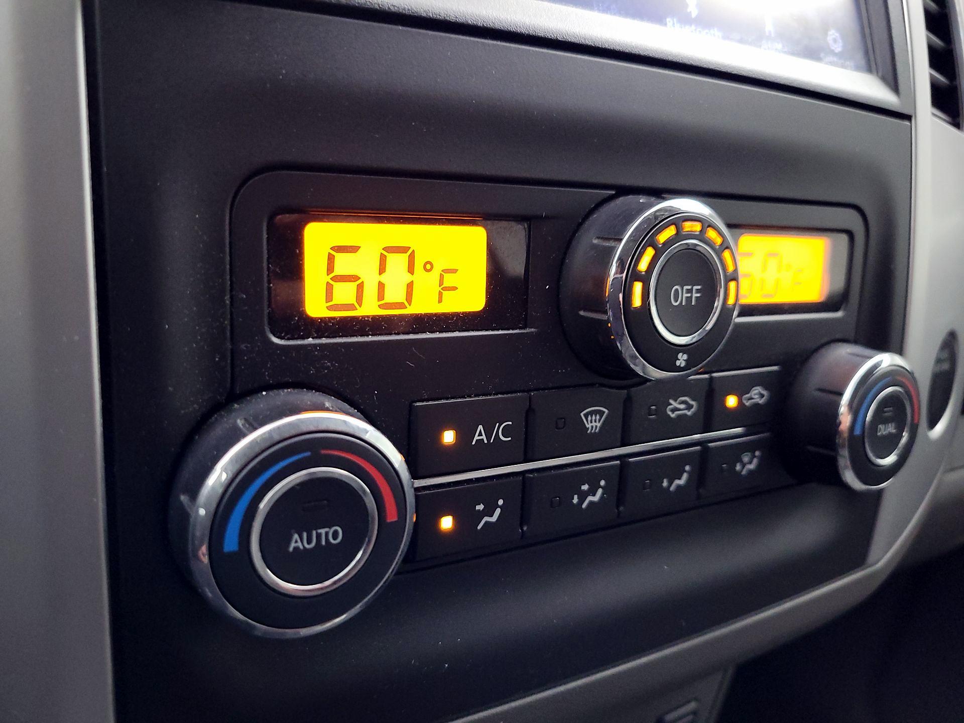 Thumbnail: 2019 Nissan Frontier - 16