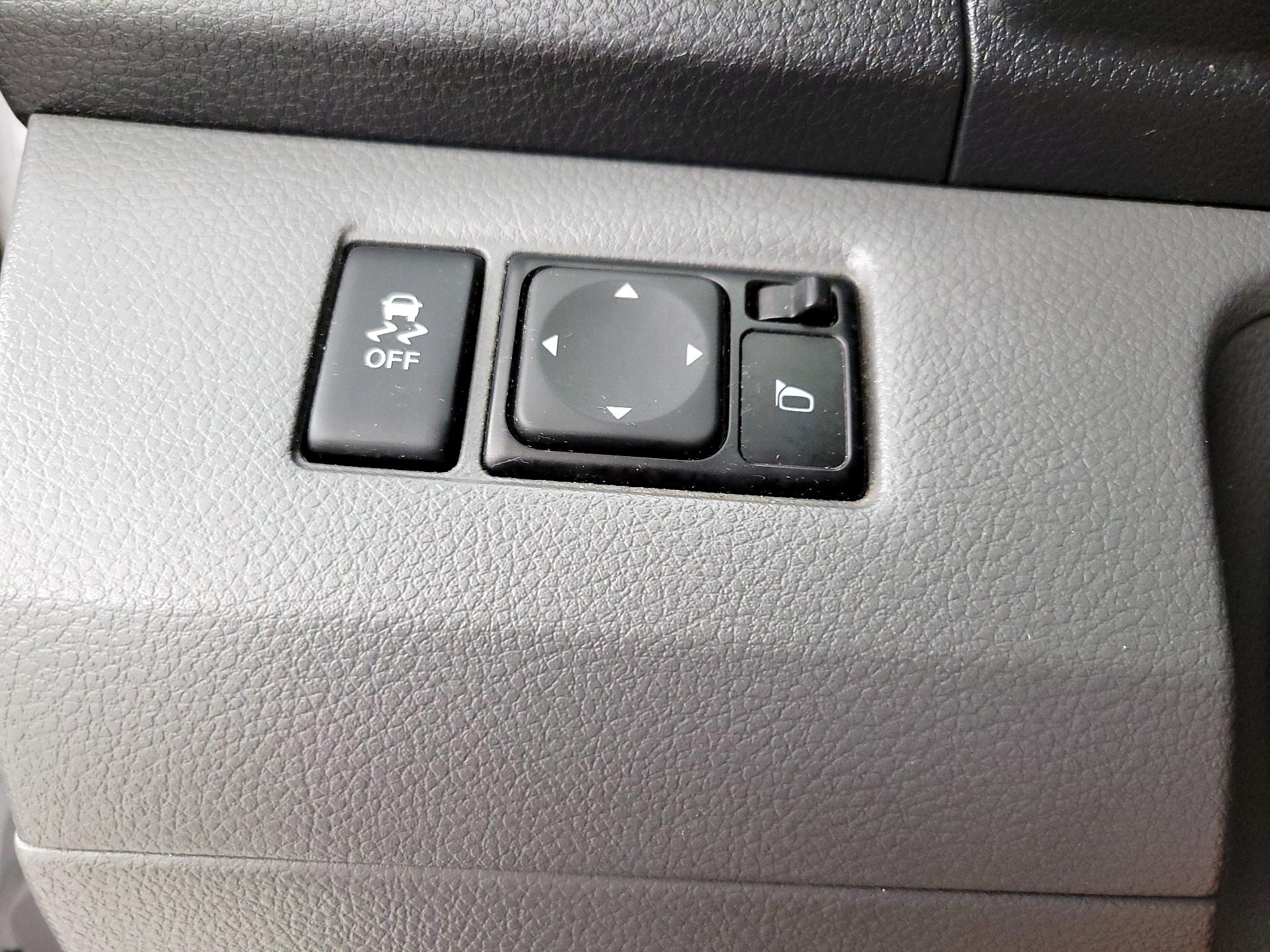 Thumbnail: 2019 Nissan NV200 - 13