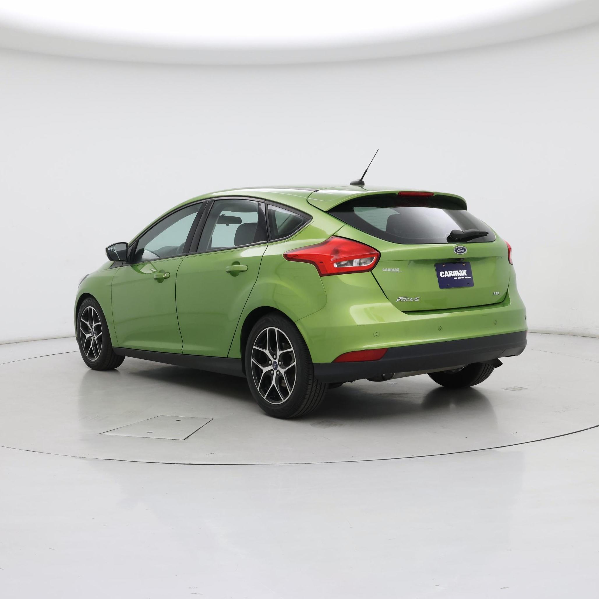 Thumbnail: 2018 Ford Focus - 2