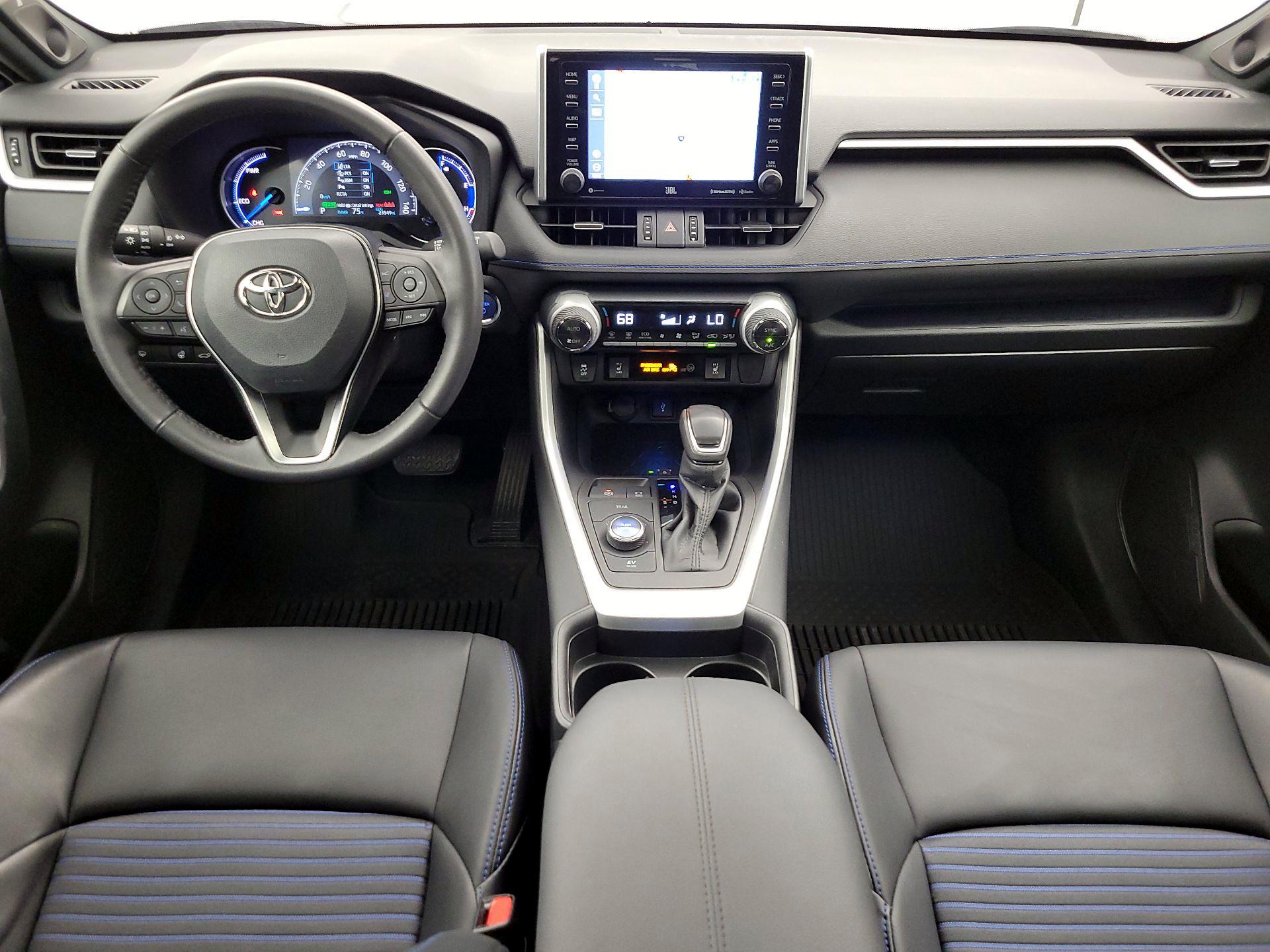 Thumbnail: 2021 Toyota RAV4 - 9