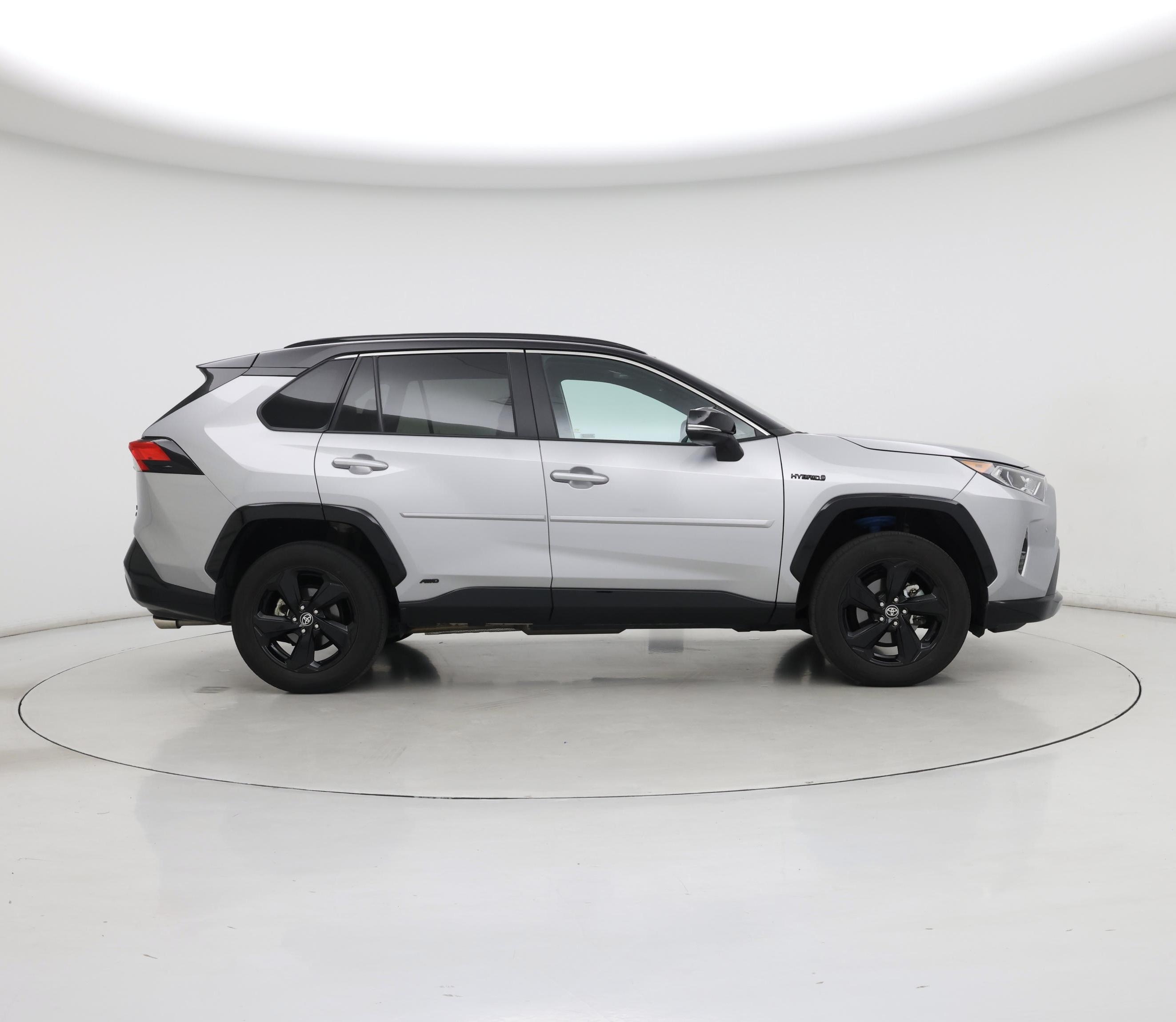 Thumbnail: 2021 Toyota RAV4 - 7