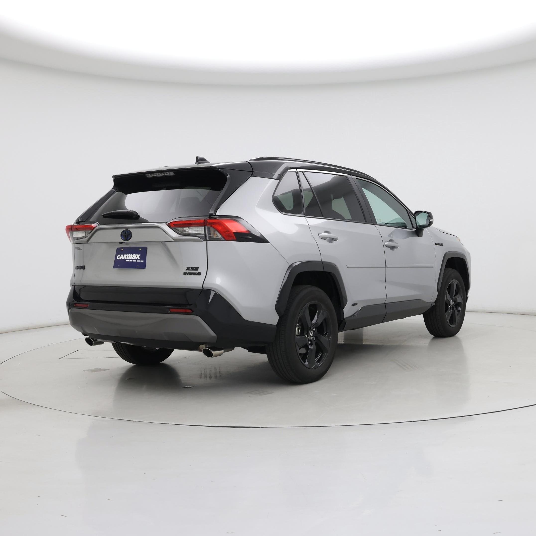 Thumbnail: 2021 Toyota RAV4 - 8