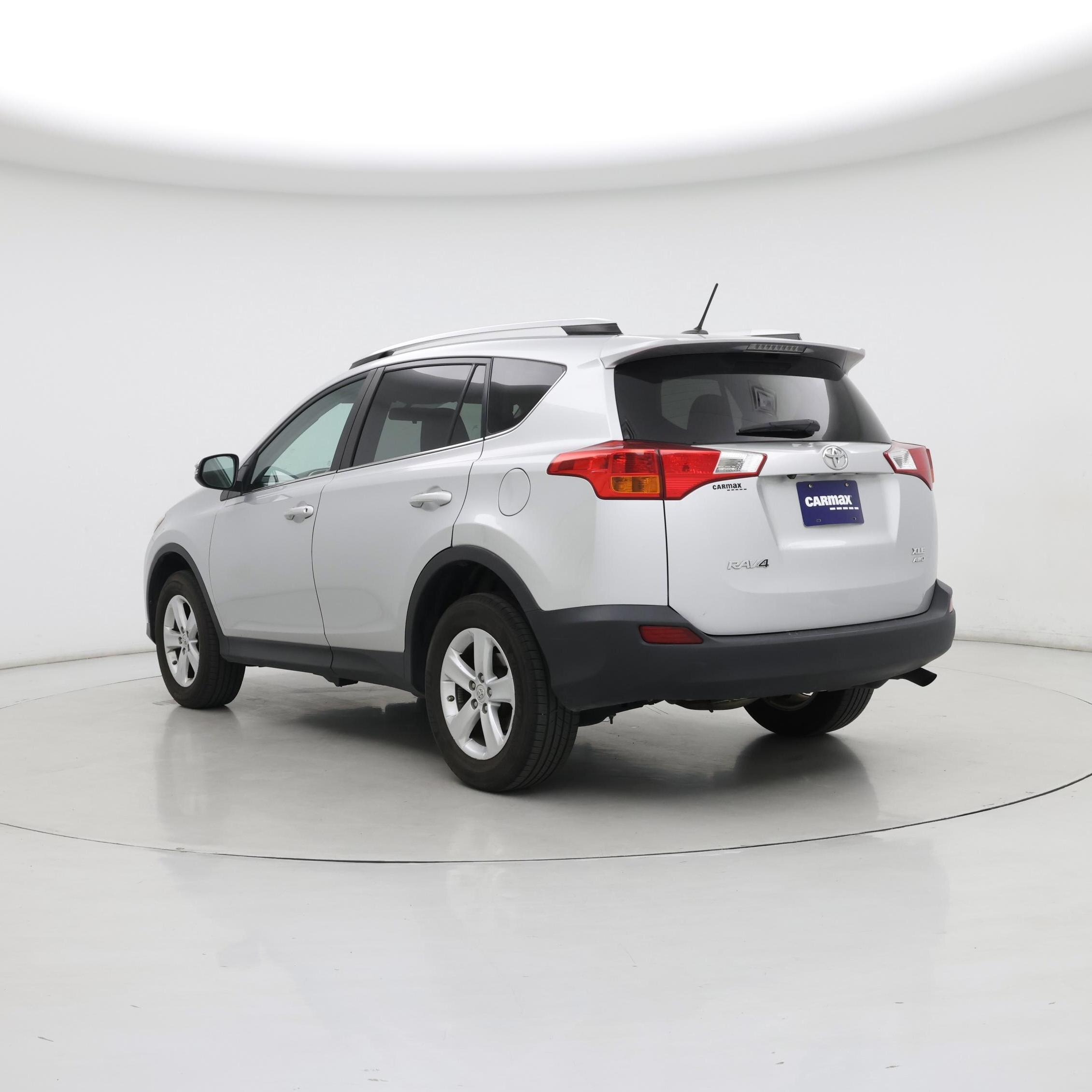 Thumbnail: 2013 Toyota RAV4 - 2