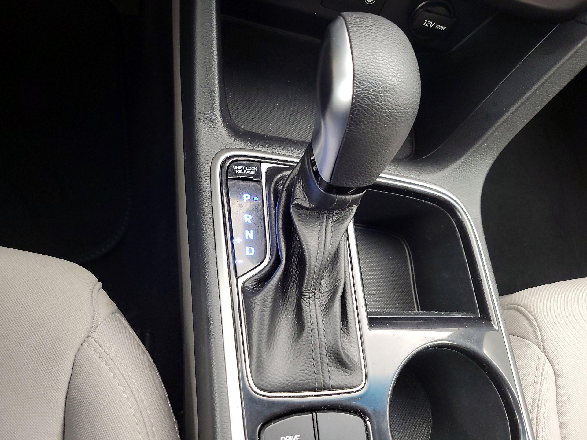 Thumbnail: 2019 Hyundai Sonata - 17