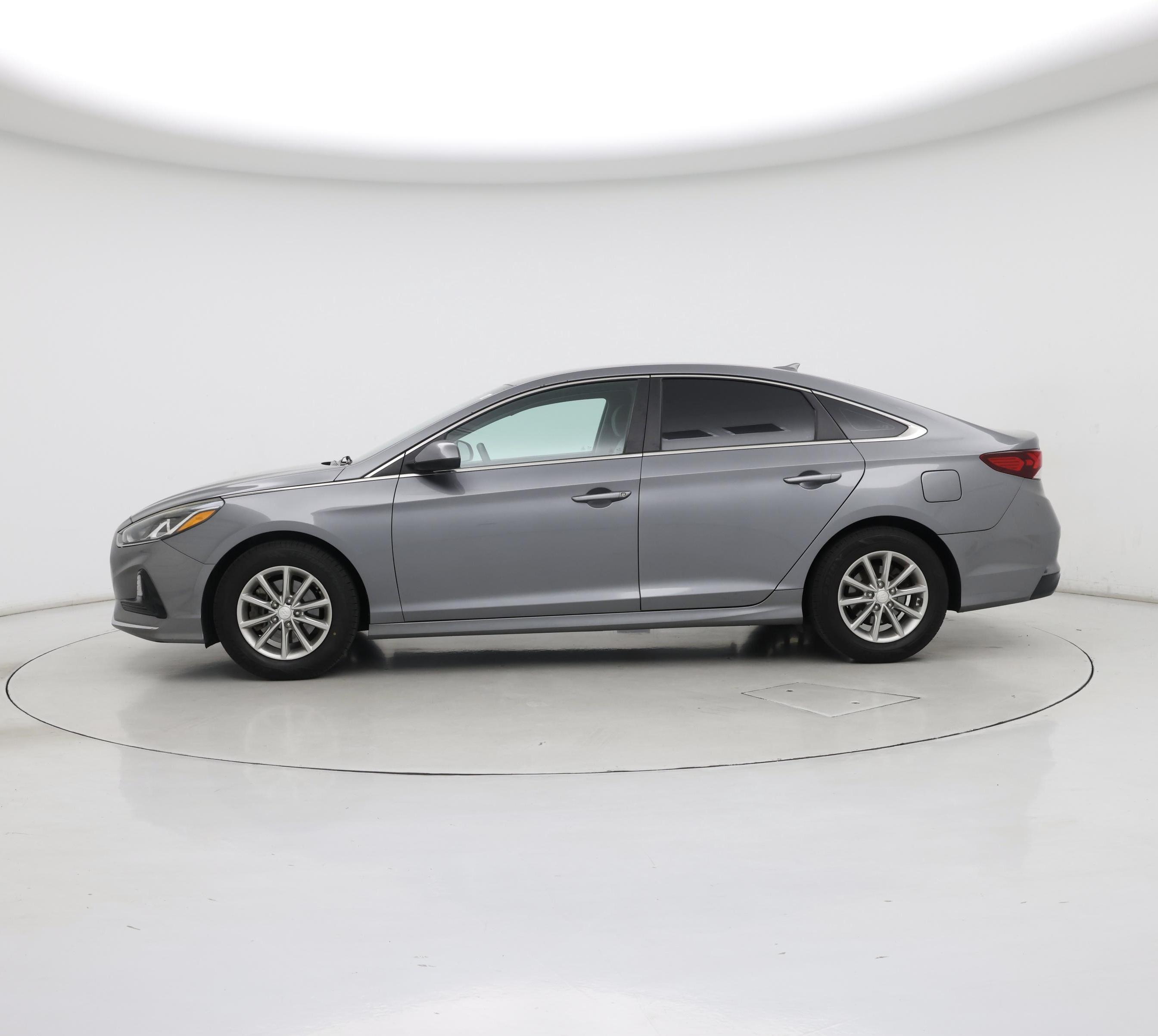 Thumbnail: 2019 Hyundai Sonata - 3
