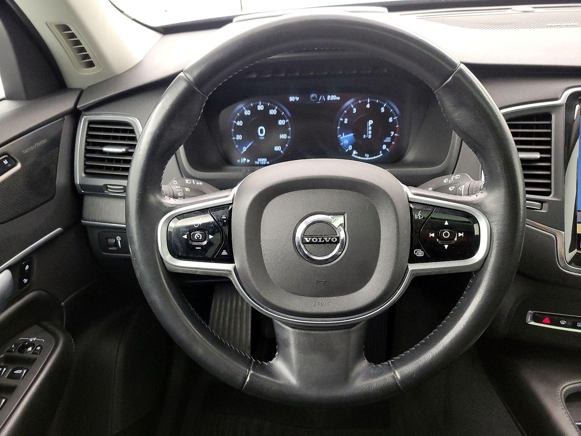 Thumbnail: 2020 Volvo XC90 - 10