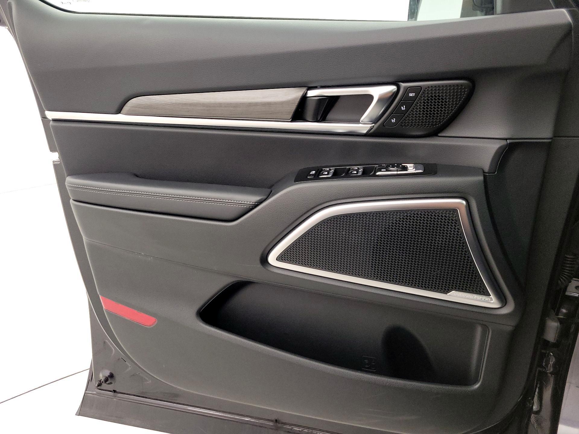 Thumbnail: 2025 Kia Telluride - 12
