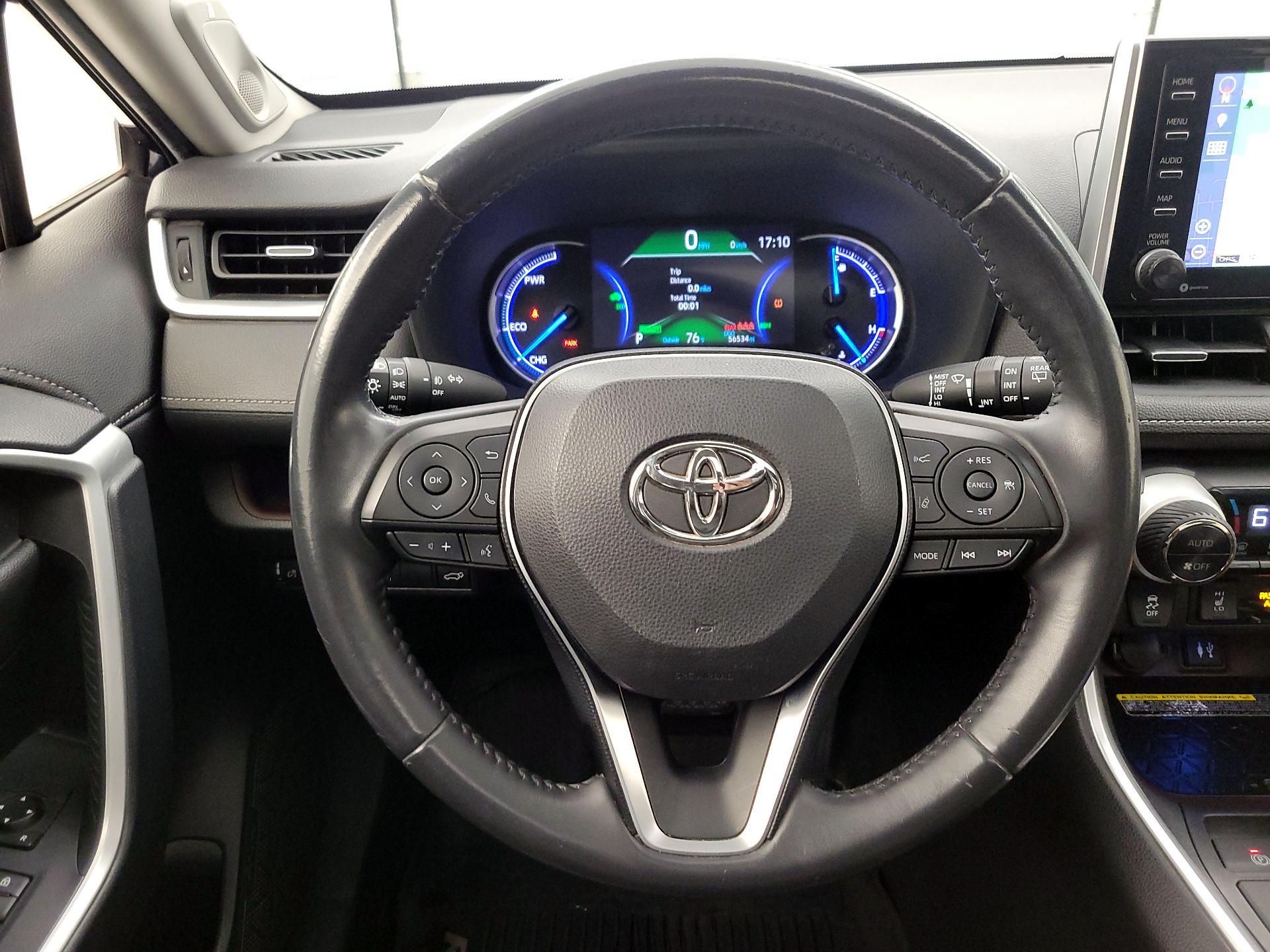 Thumbnail: 2019 Toyota RAV4 - 10