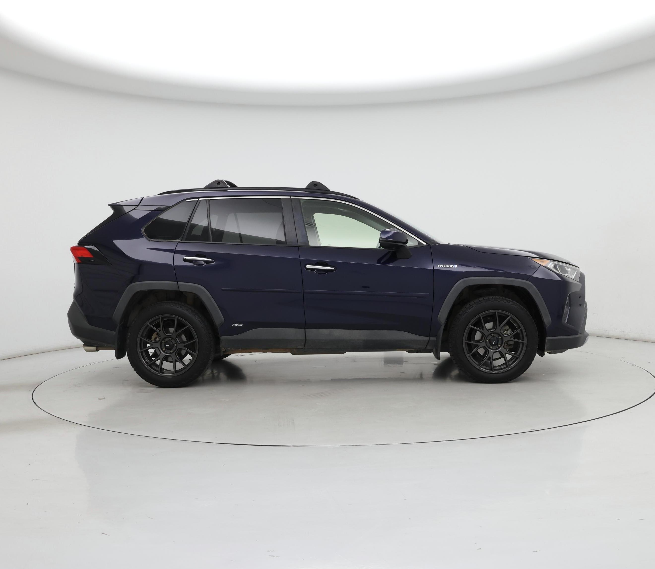 Thumbnail: 2019 Toyota RAV4 - 7