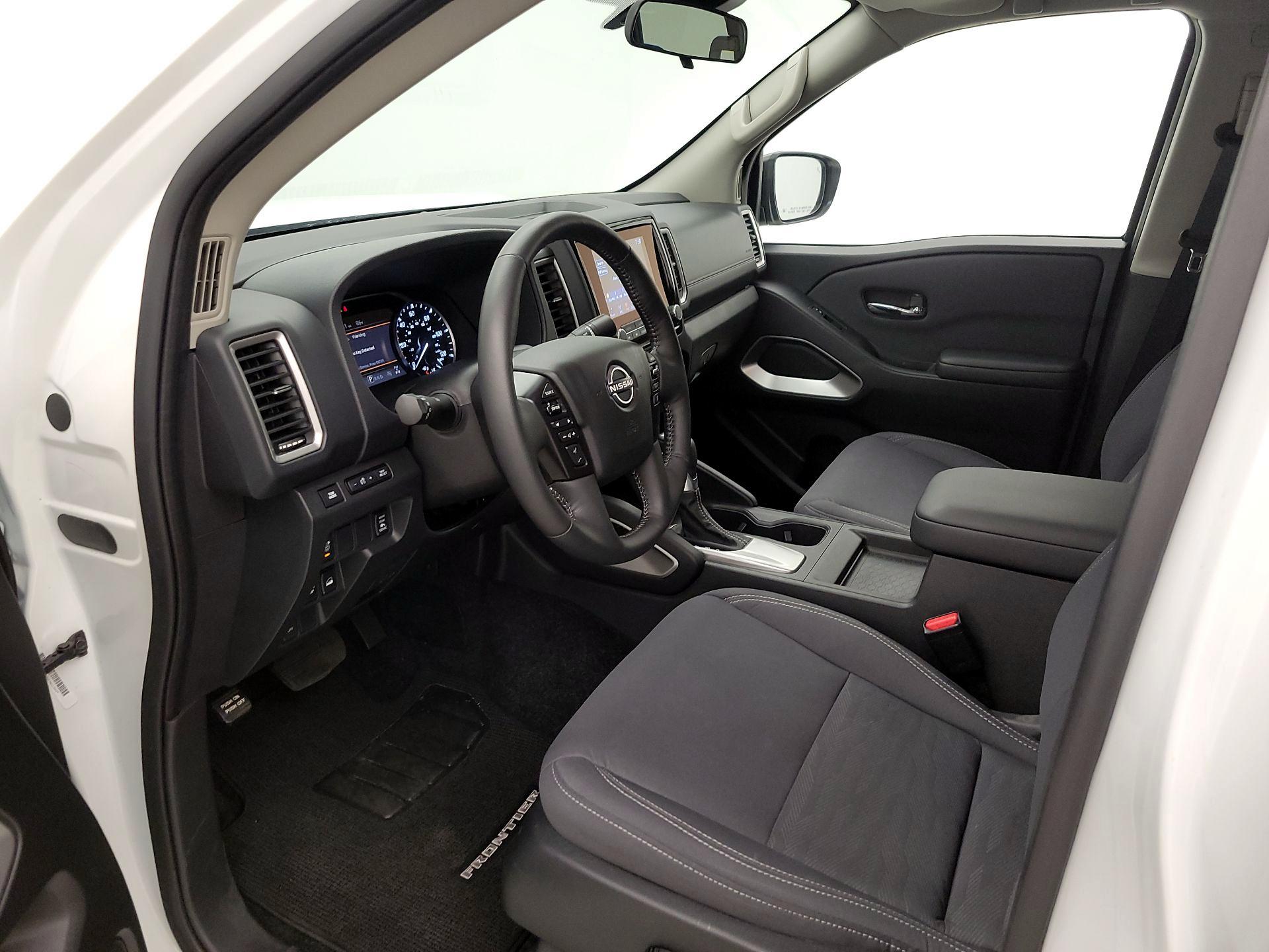 Thumbnail: 2024 Nissan Frontier - 11
