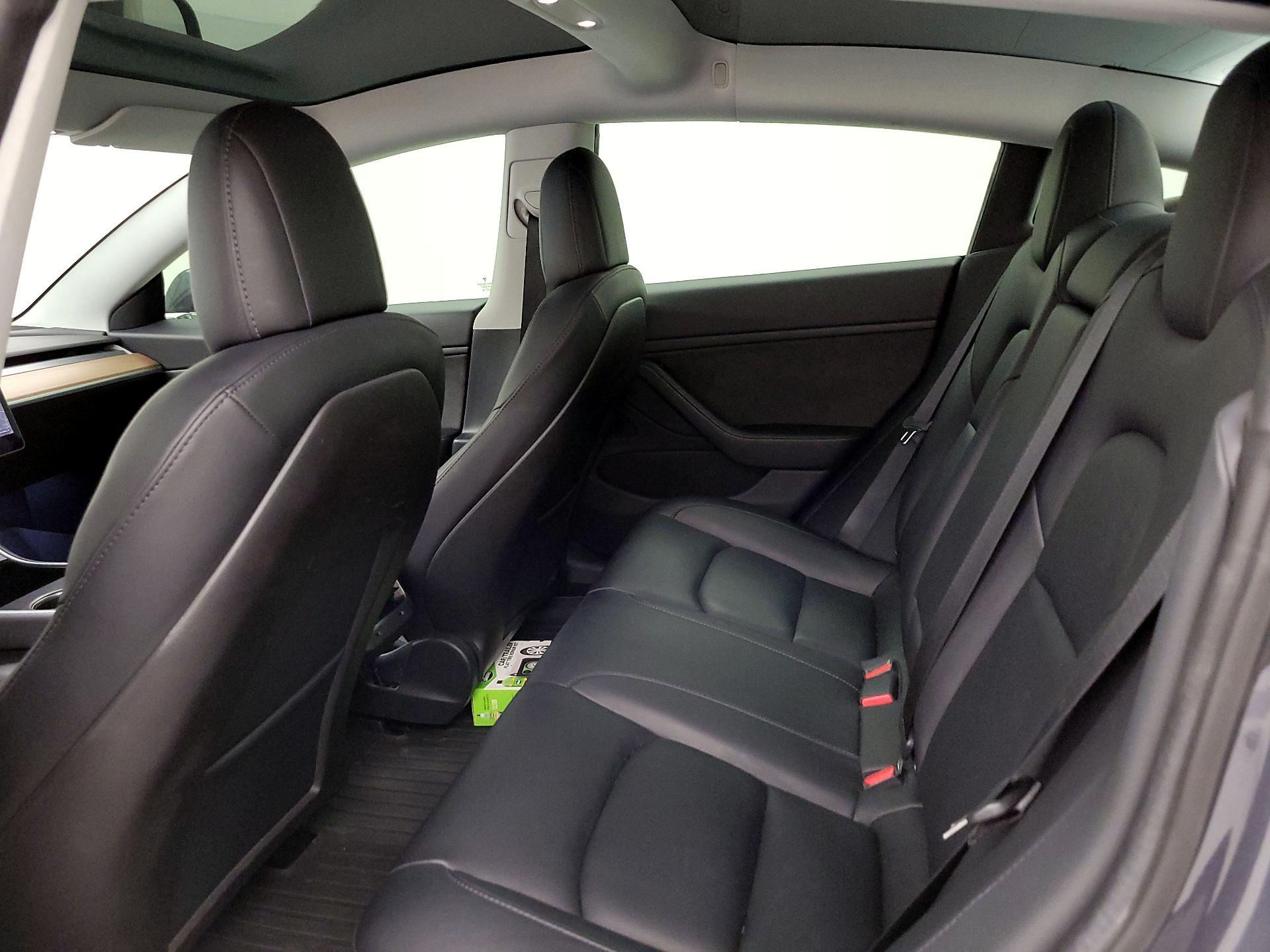 Thumbnail: 2020 Tesla Model 3 - 19