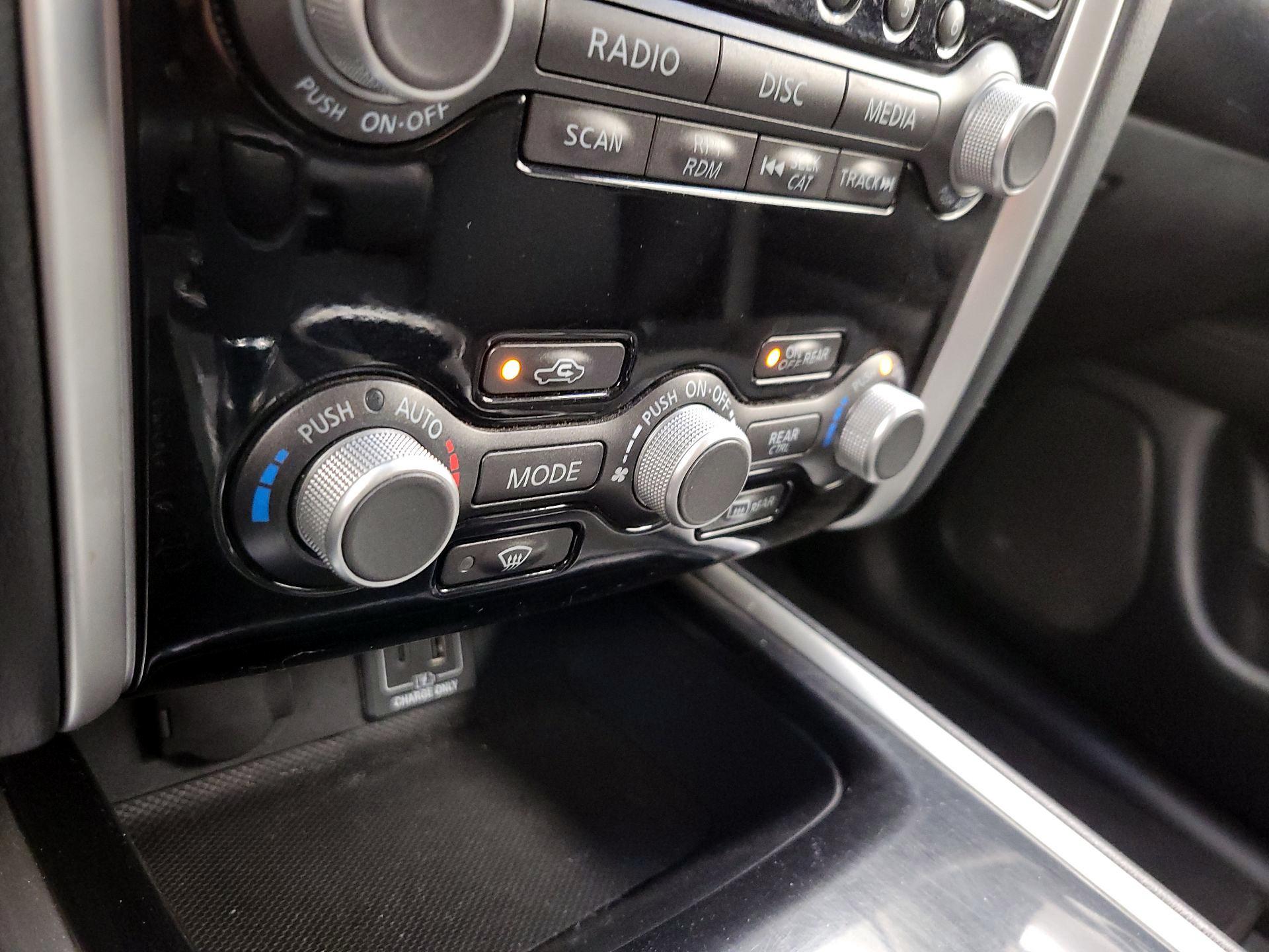 Thumbnail: 2019 Nissan Pathfinder - 16