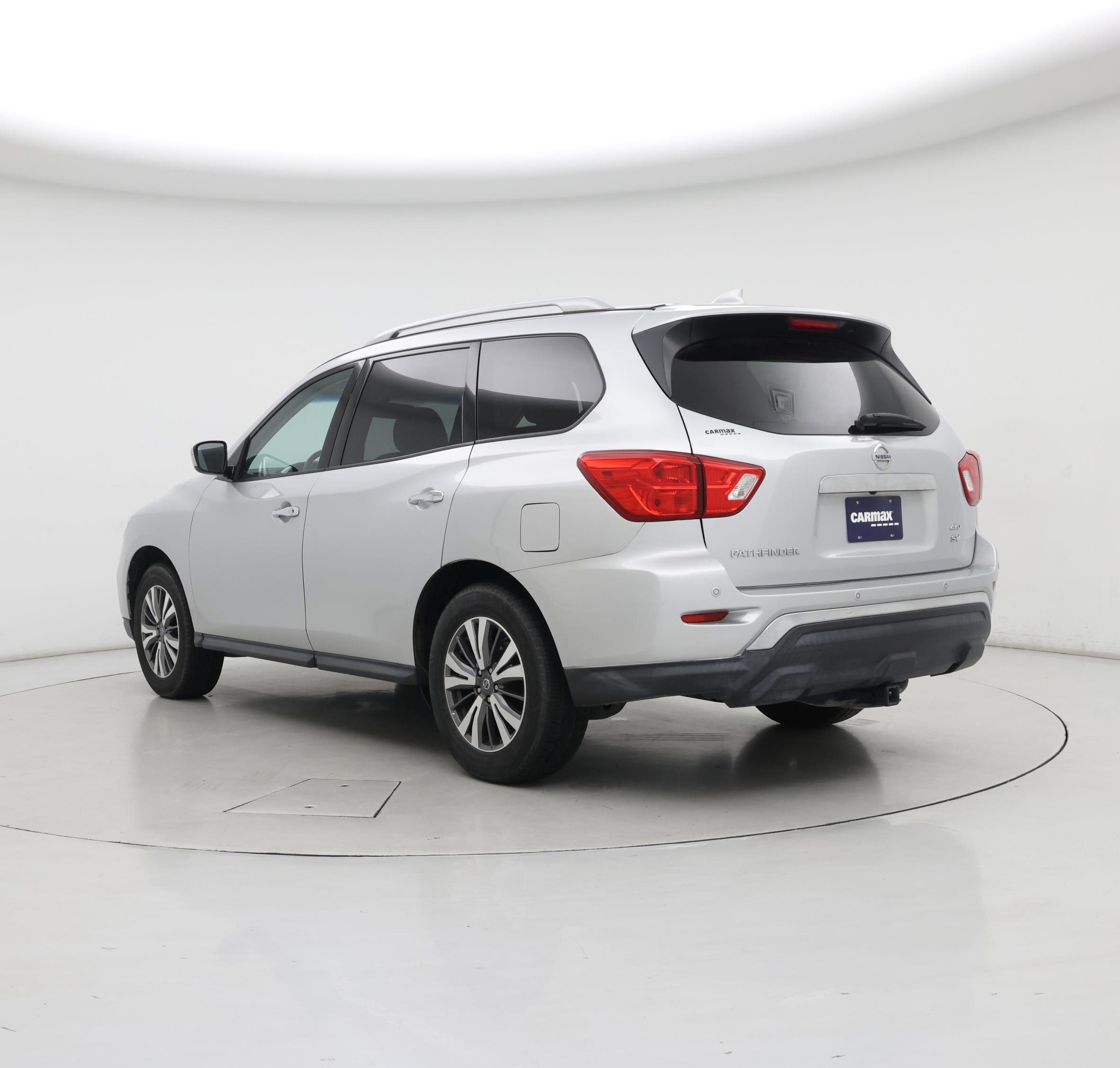 Thumbnail: 2019 Nissan Pathfinder - 2