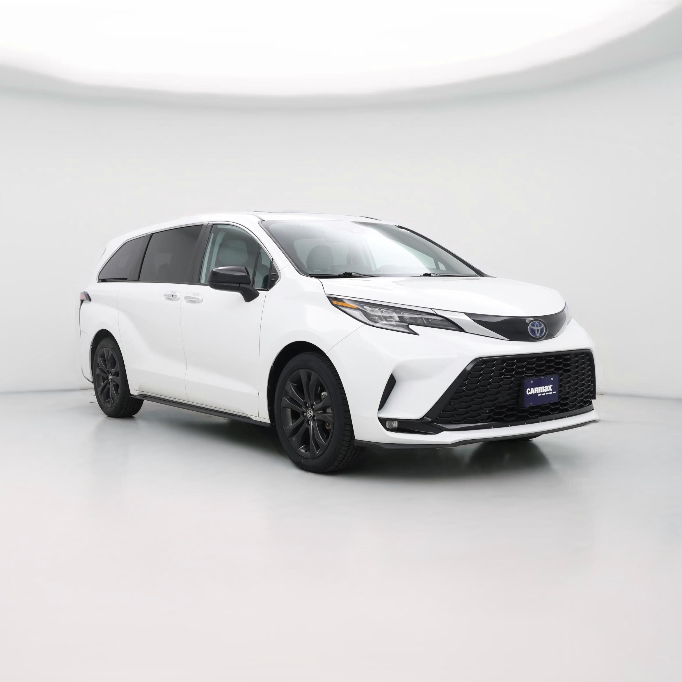 Thumbnail: 2023 Toyota Sienna - 1