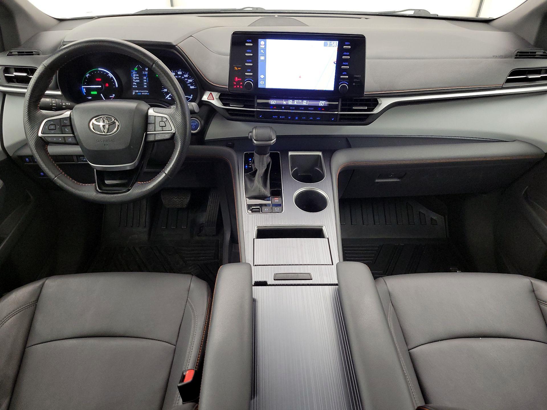 Thumbnail: 2023 Toyota Sienna - 9