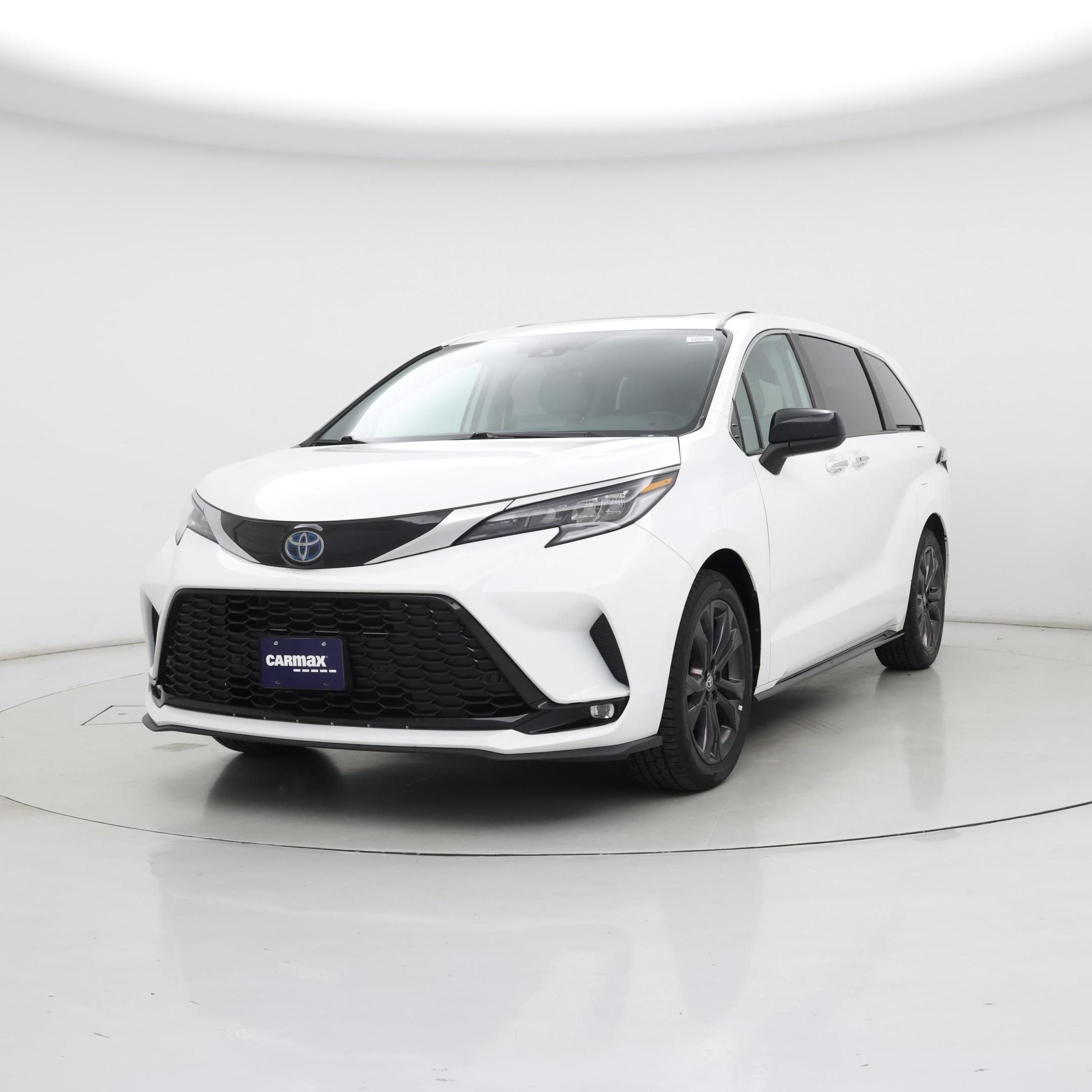 Thumbnail: 2023 Toyota Sienna - 4