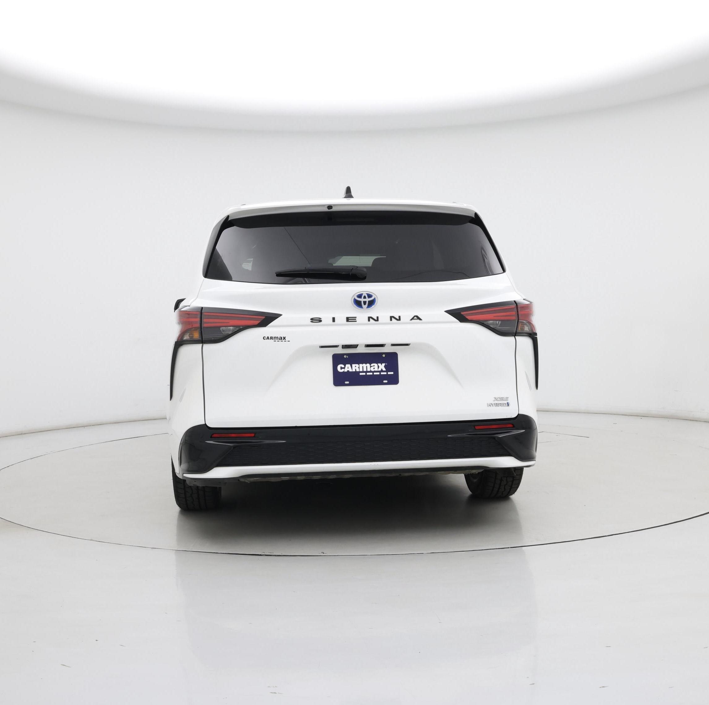 Thumbnail: 2023 Toyota Sienna - 6