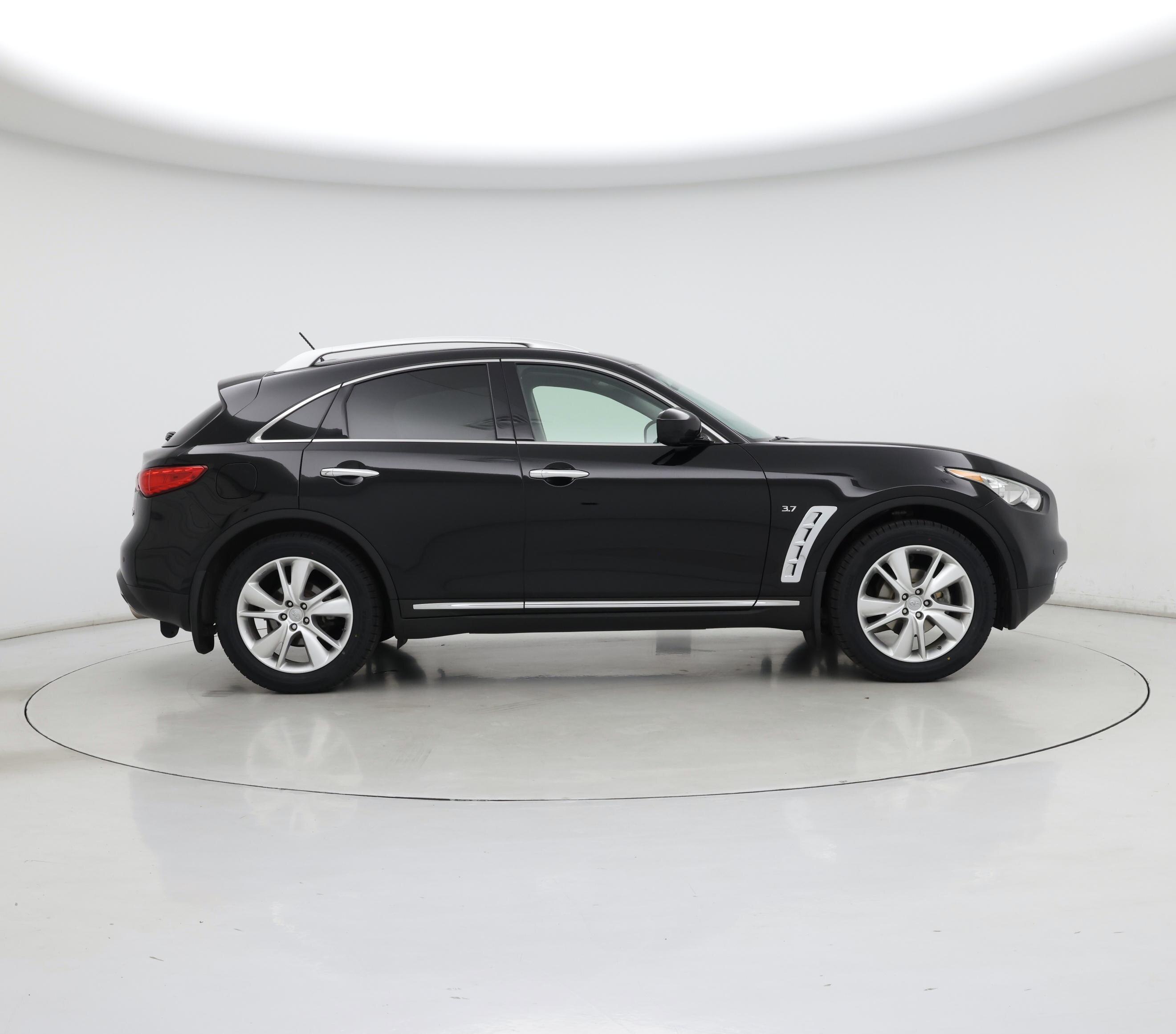 Thumbnail: 2016 INFINITI QX70 - 7
