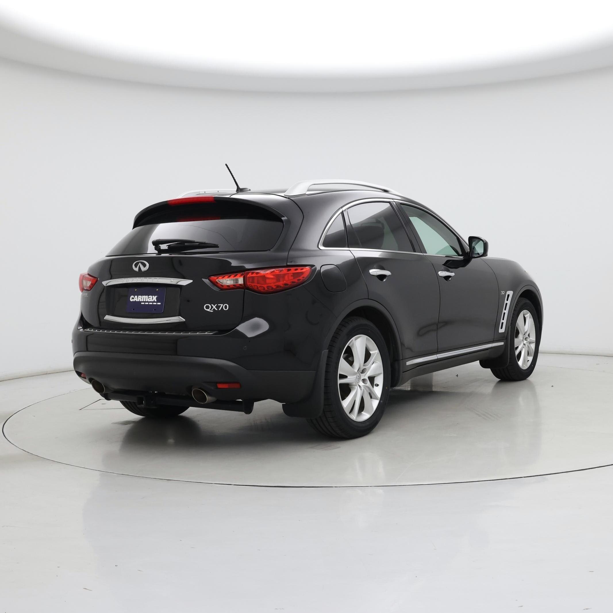 Thumbnail: 2016 INFINITI QX70 - 8