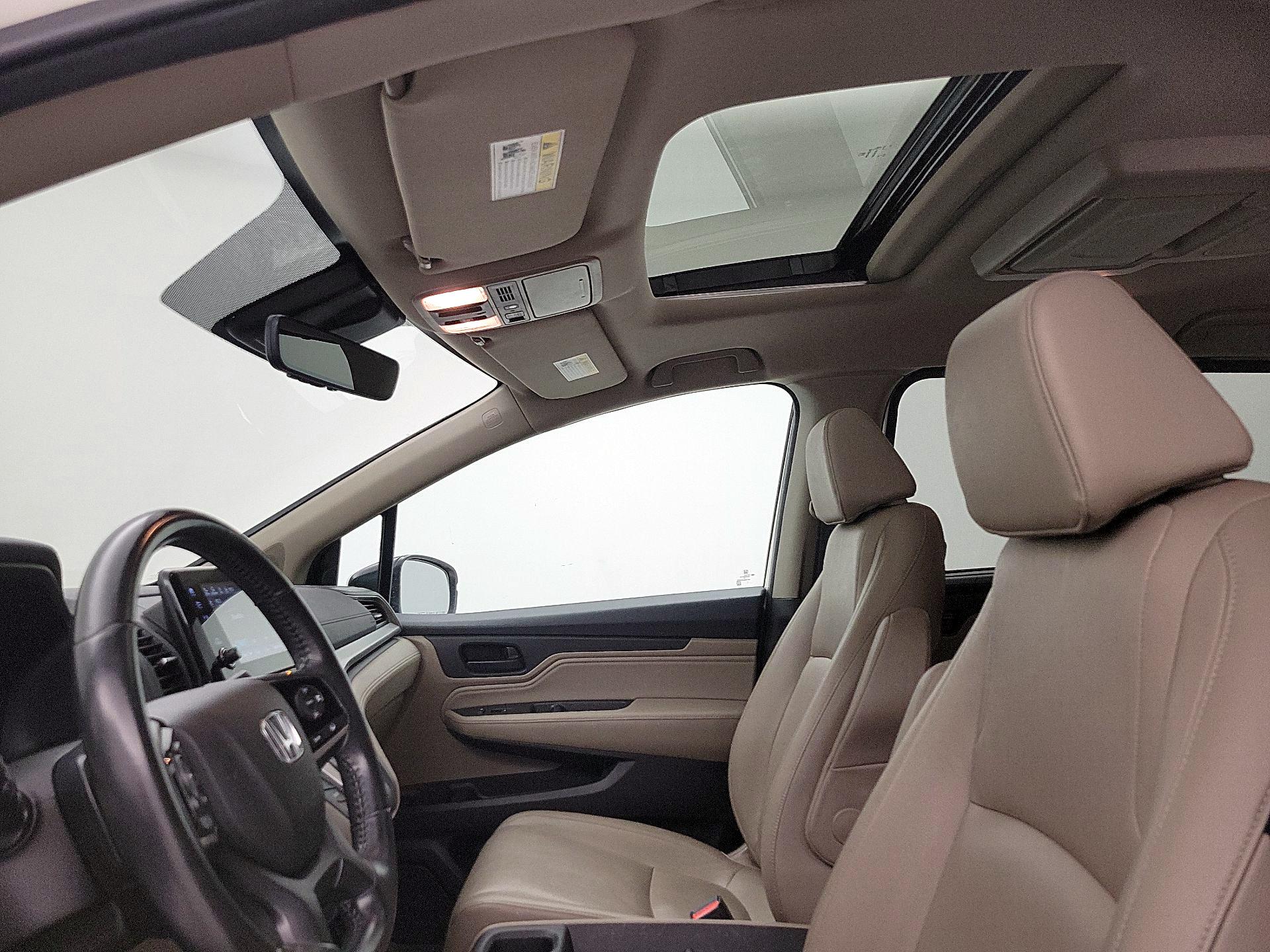 Thumbnail: 2018 Honda Odyssey - 20