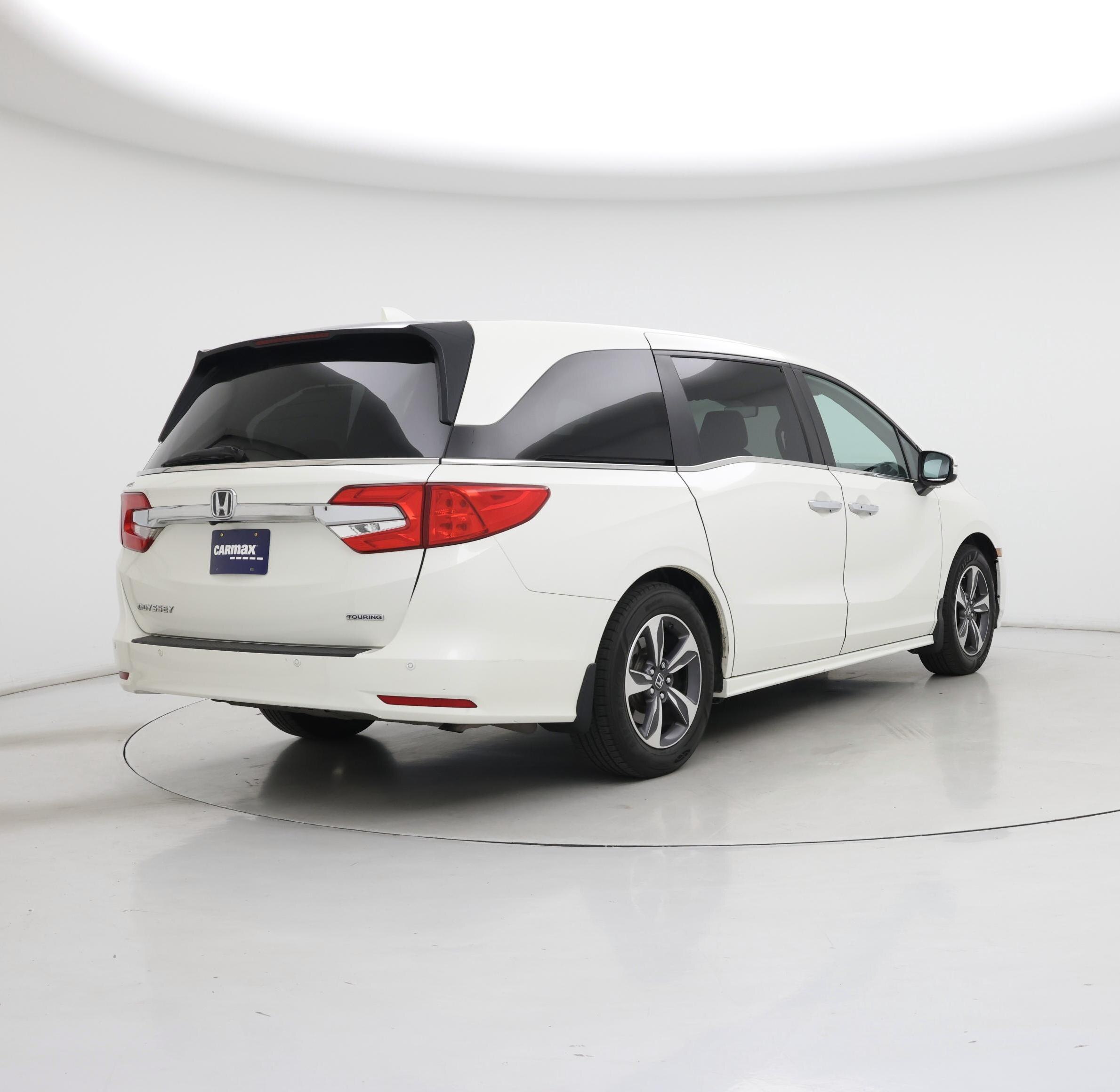 Thumbnail: 2018 Honda Odyssey - 8