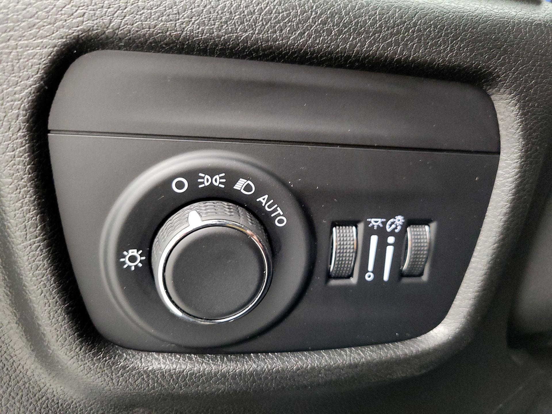 Thumbnail: 2023 Jeep Grand Cherokee - 13
