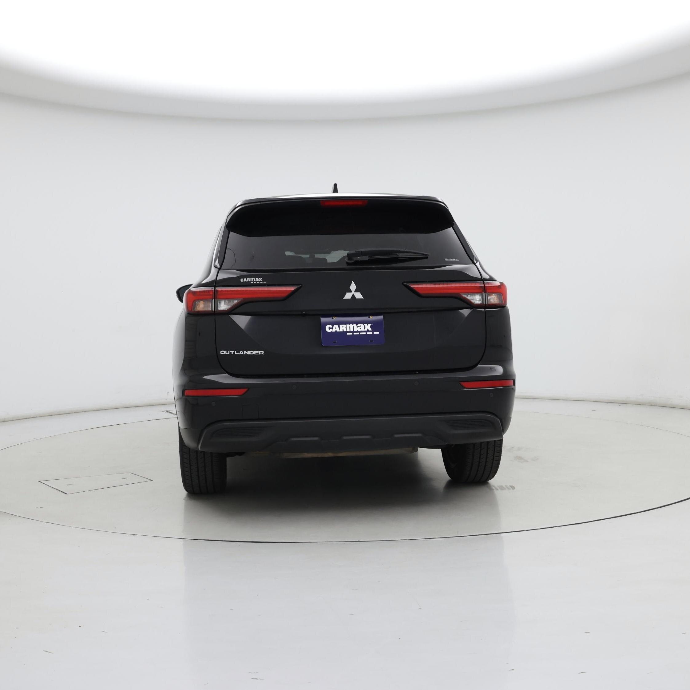 Thumbnail: 2022 Mitsubishi Outlander - 6