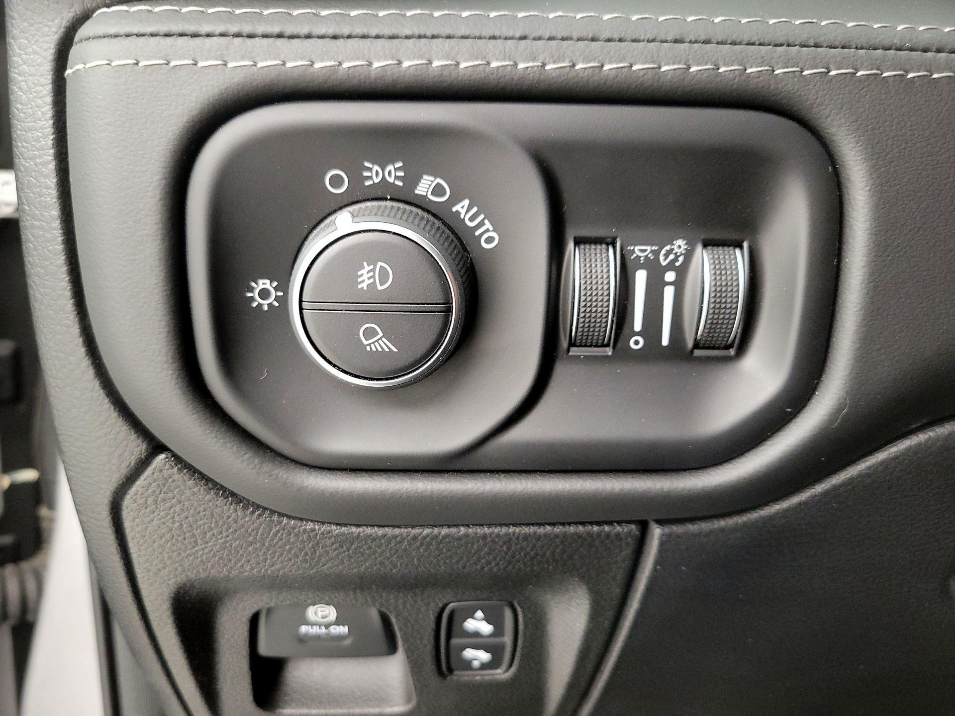 Thumbnail: 2020 RAM 1500 - 13