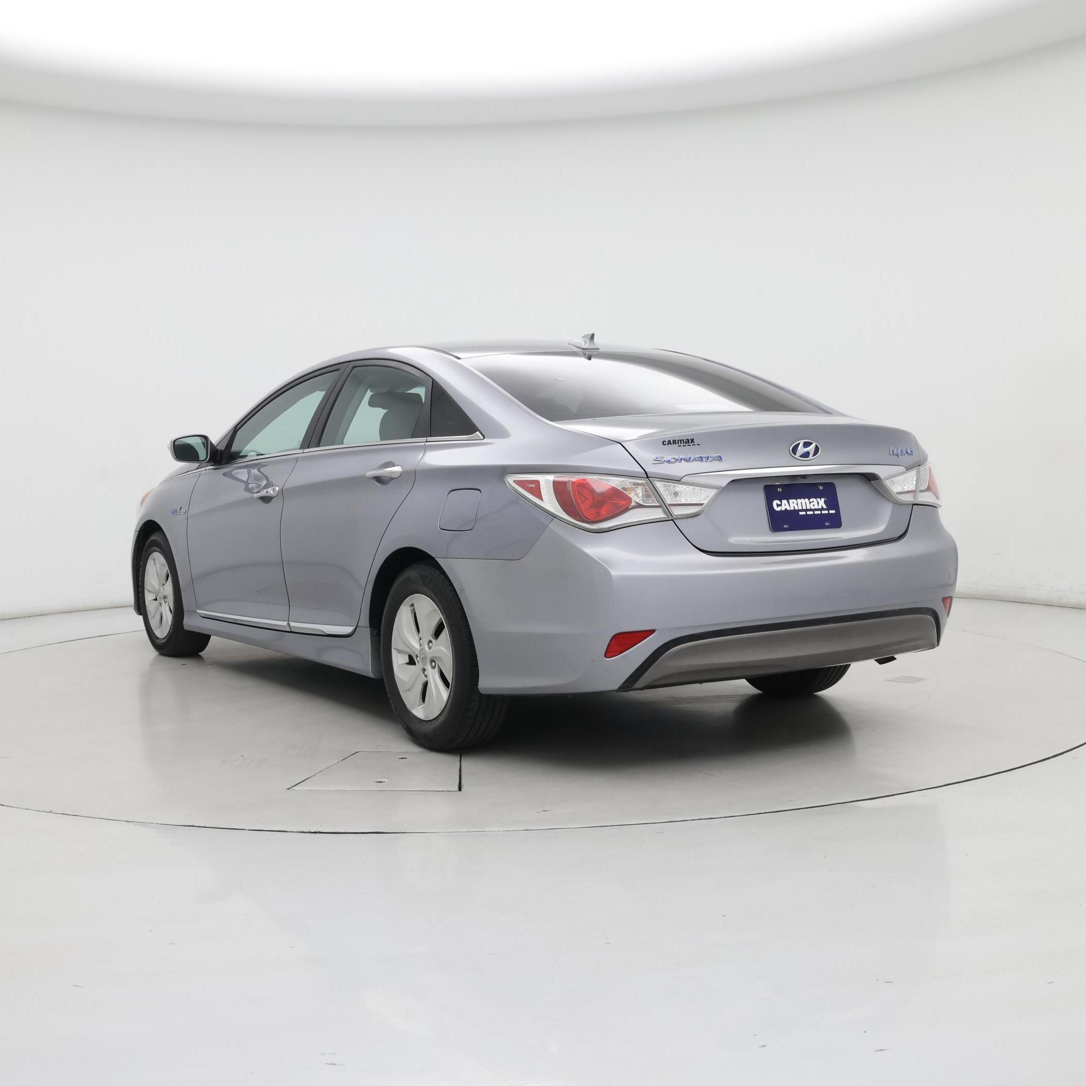 Thumbnail: 2015 Hyundai Sonata - 2