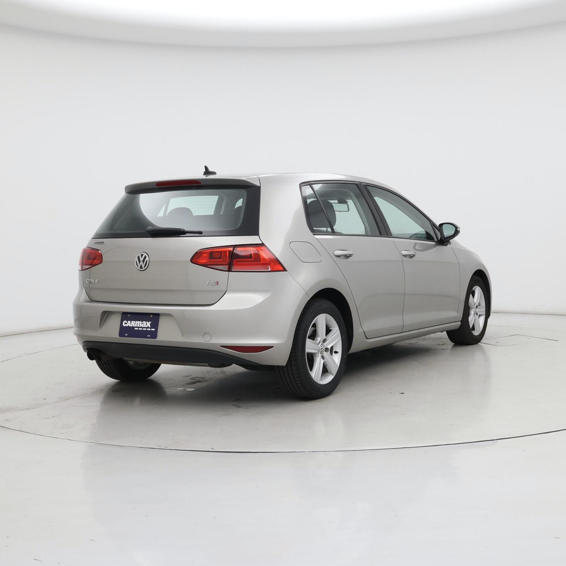 Thumbnail: 2017 Volkswagen Golf - 8