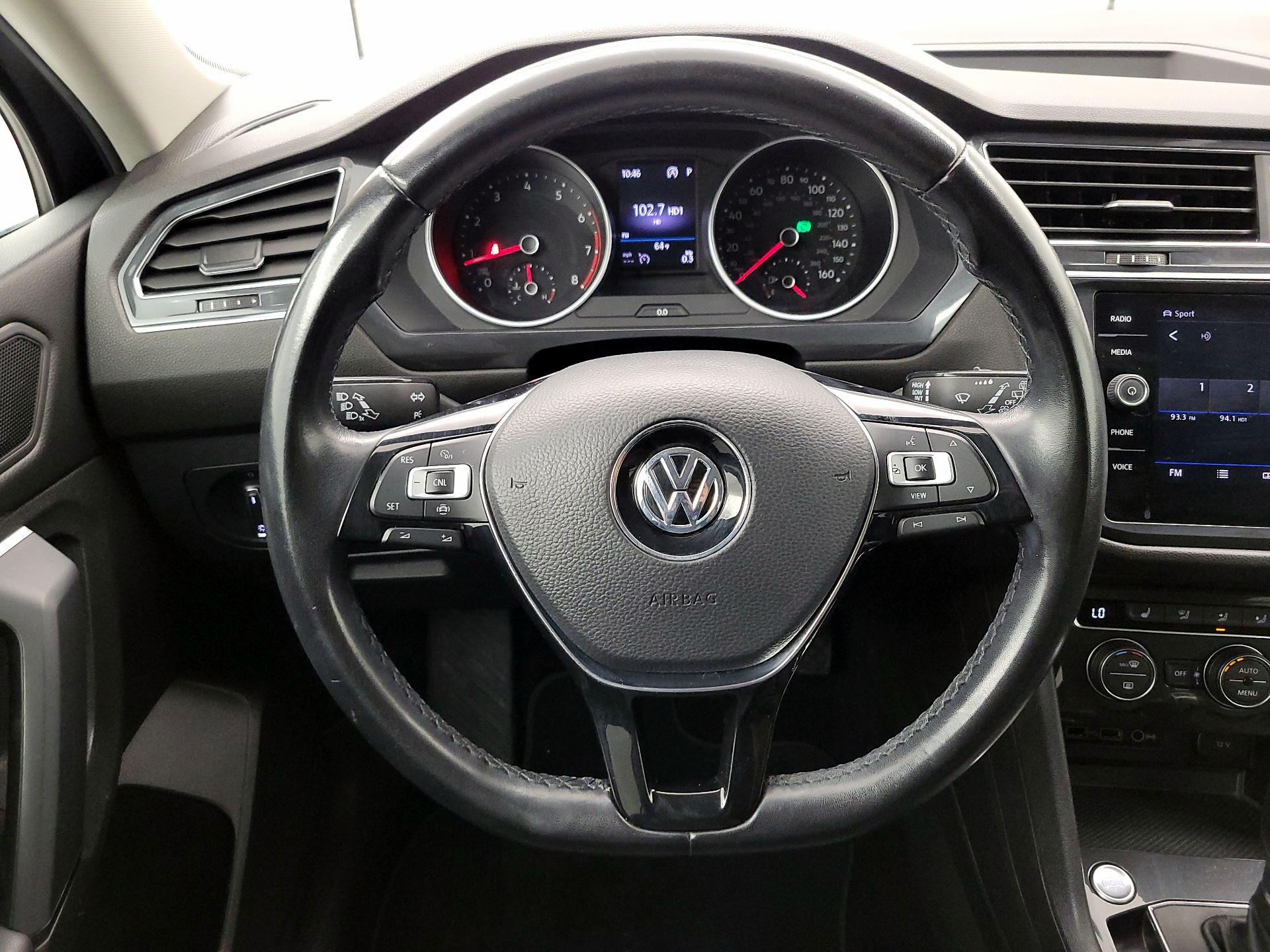 Thumbnail: 2019 Volkswagen Tiguan - 10