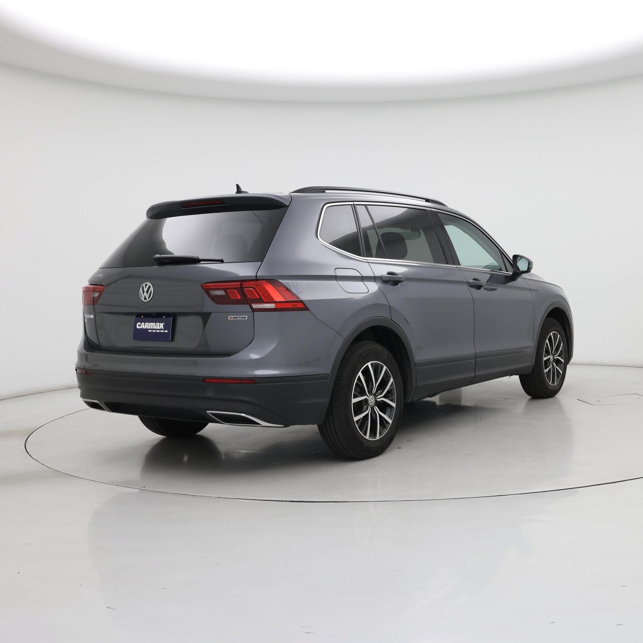 Thumbnail: 2019 Volkswagen Tiguan - 8