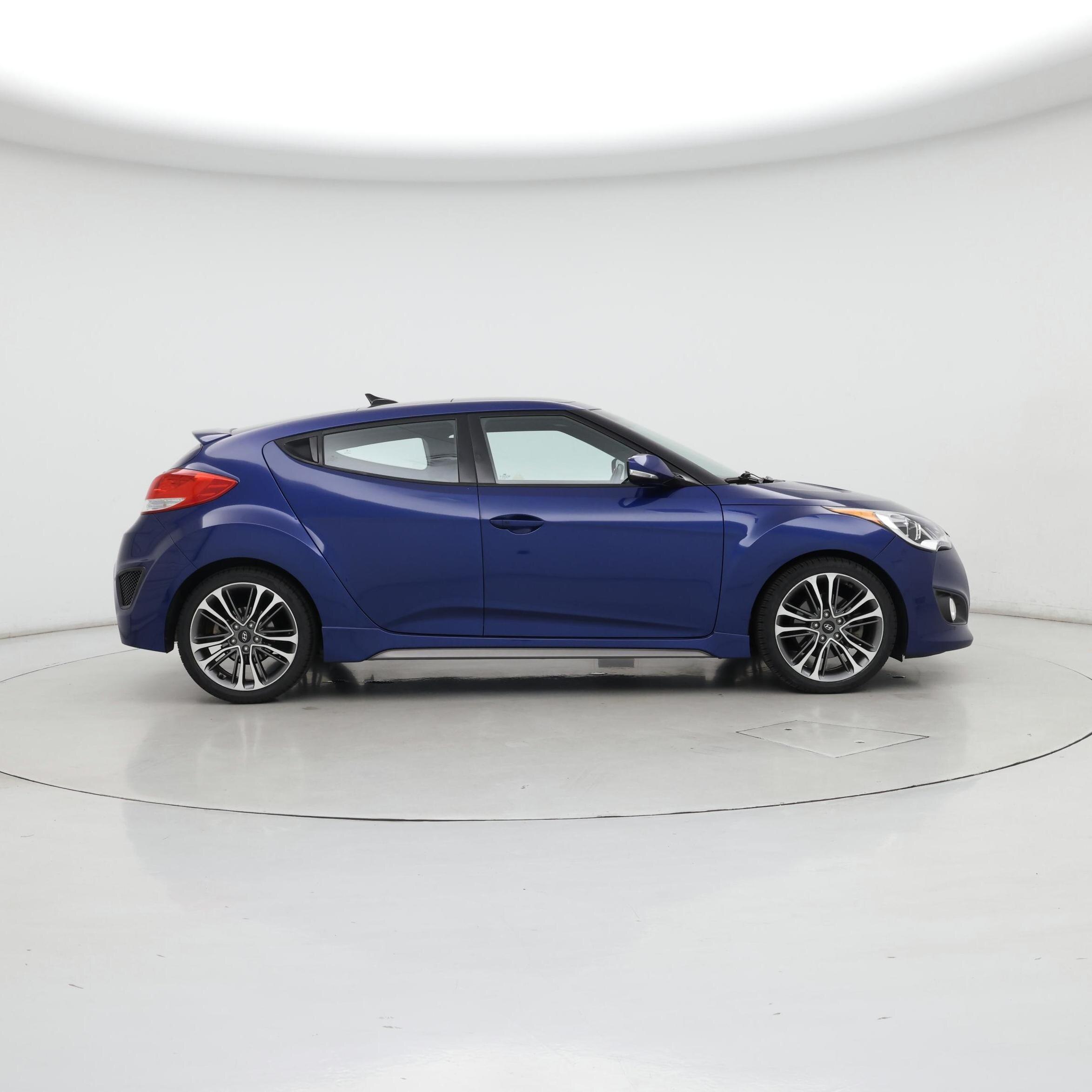 Thumbnail: 2016 Hyundai Veloster - 7