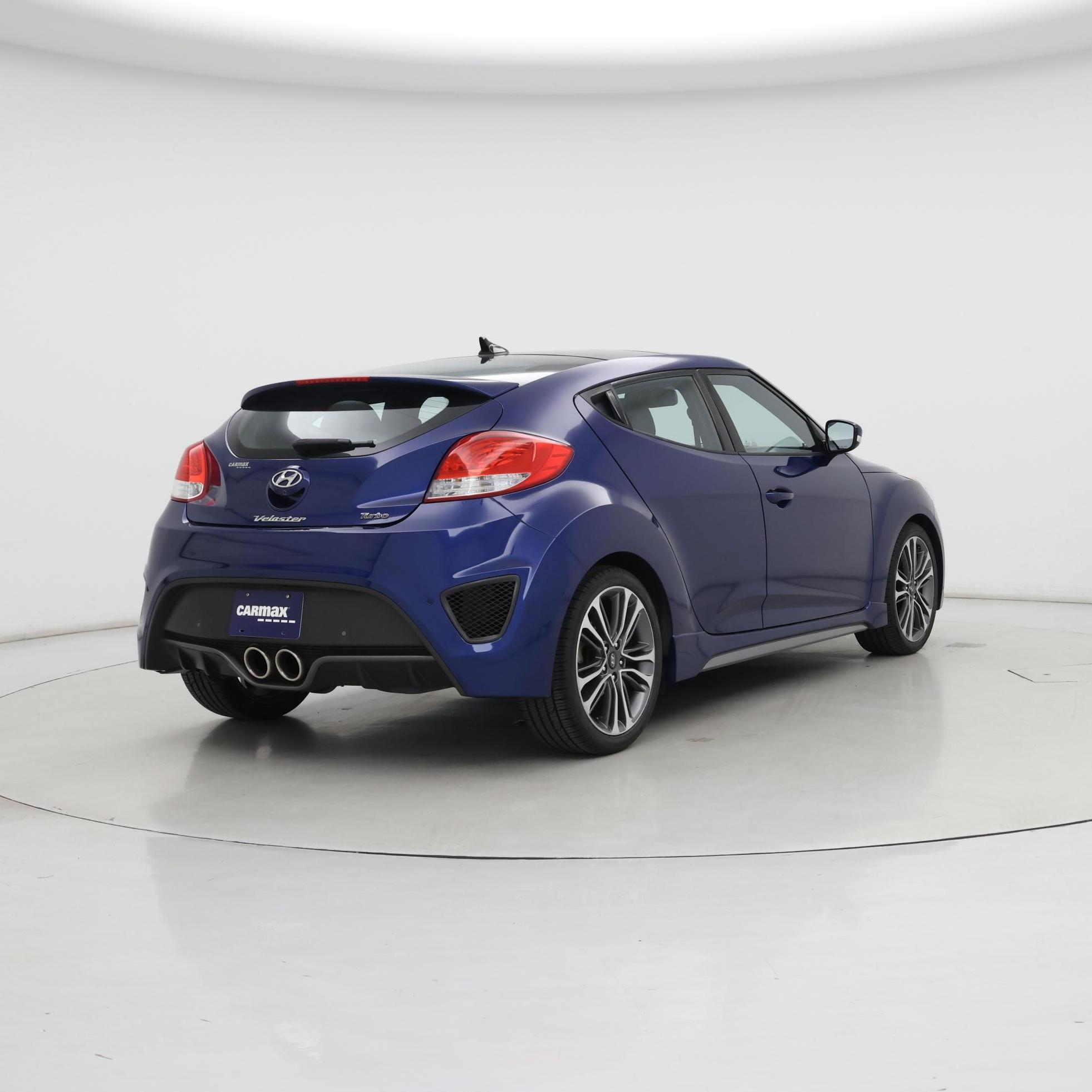 Thumbnail: 2016 Hyundai Veloster - 8
