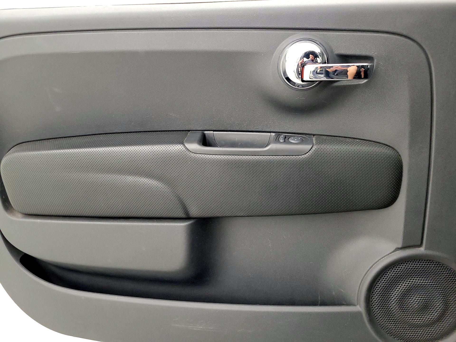 Thumbnail: 2015 Fiat 500 - 12