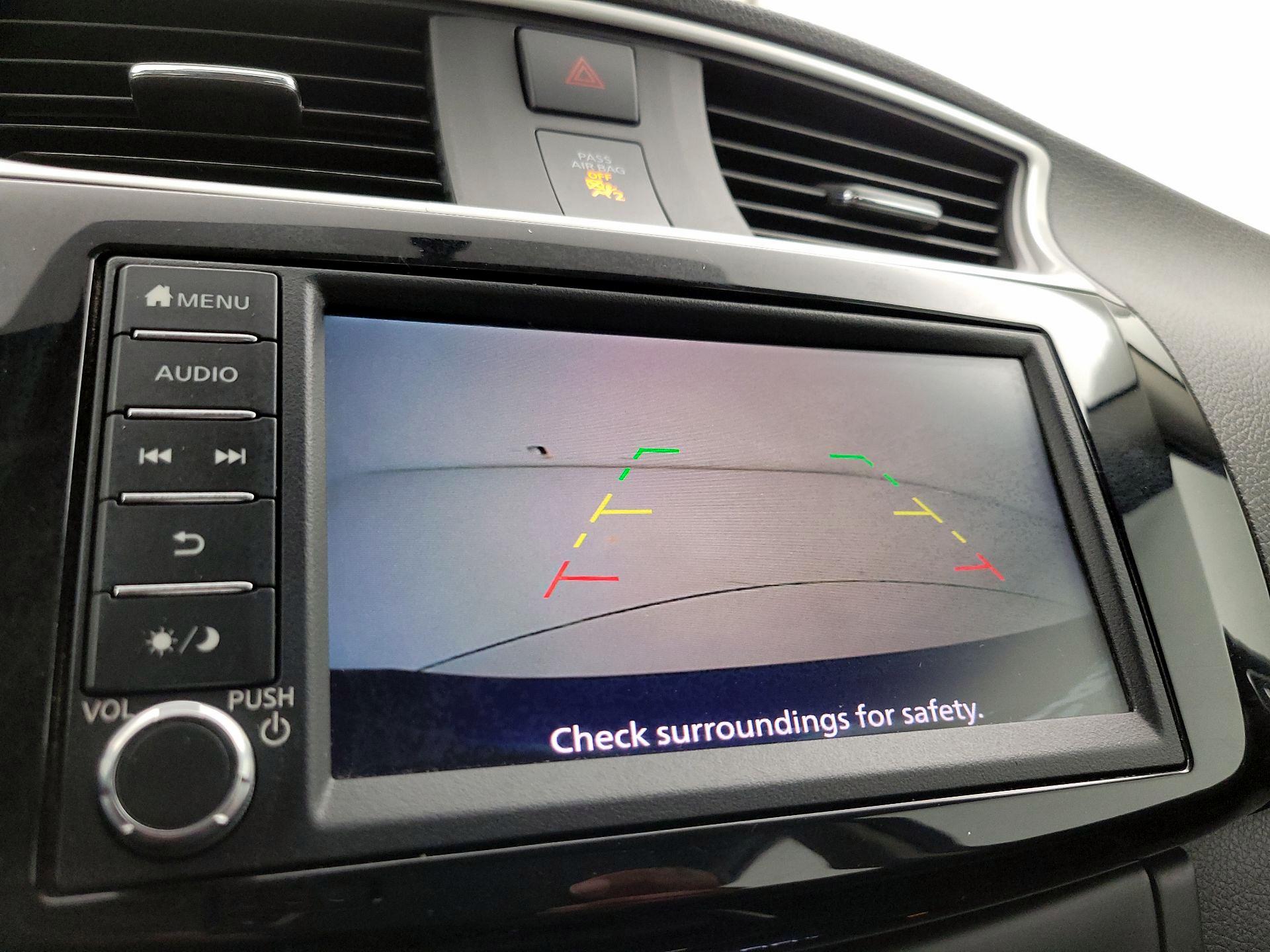 Thumbnail: 2019 Nissan Sentra - 14