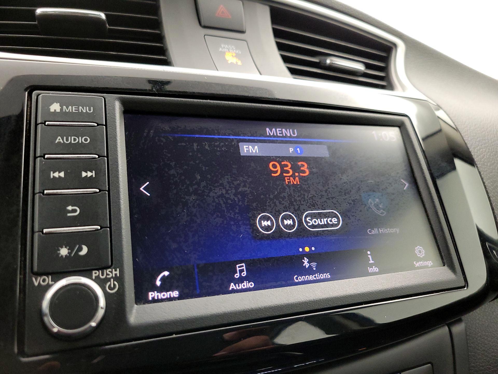 Thumbnail: 2019 Nissan Sentra - 15