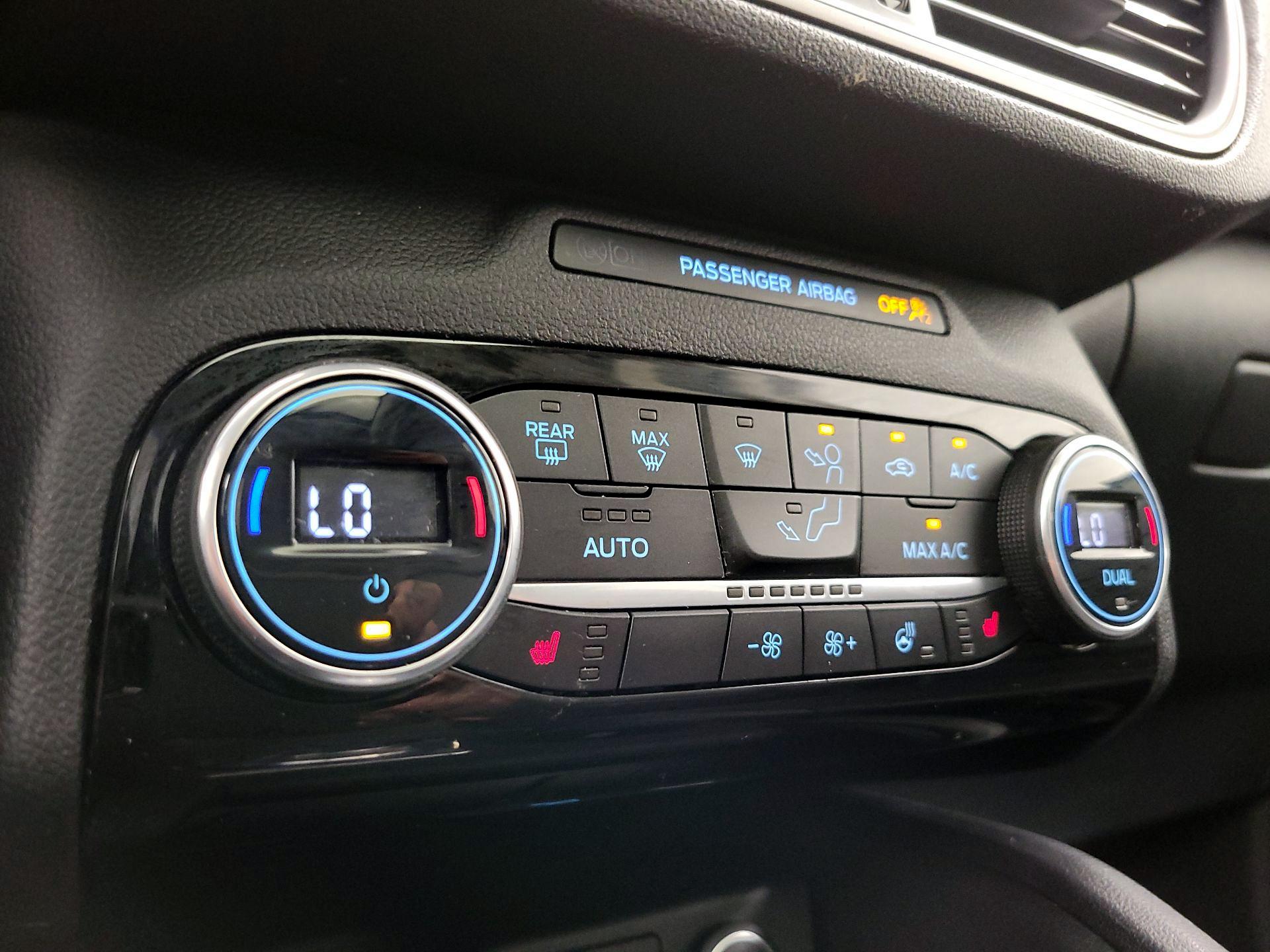 Thumbnail: 2021 Ford Escape - 17